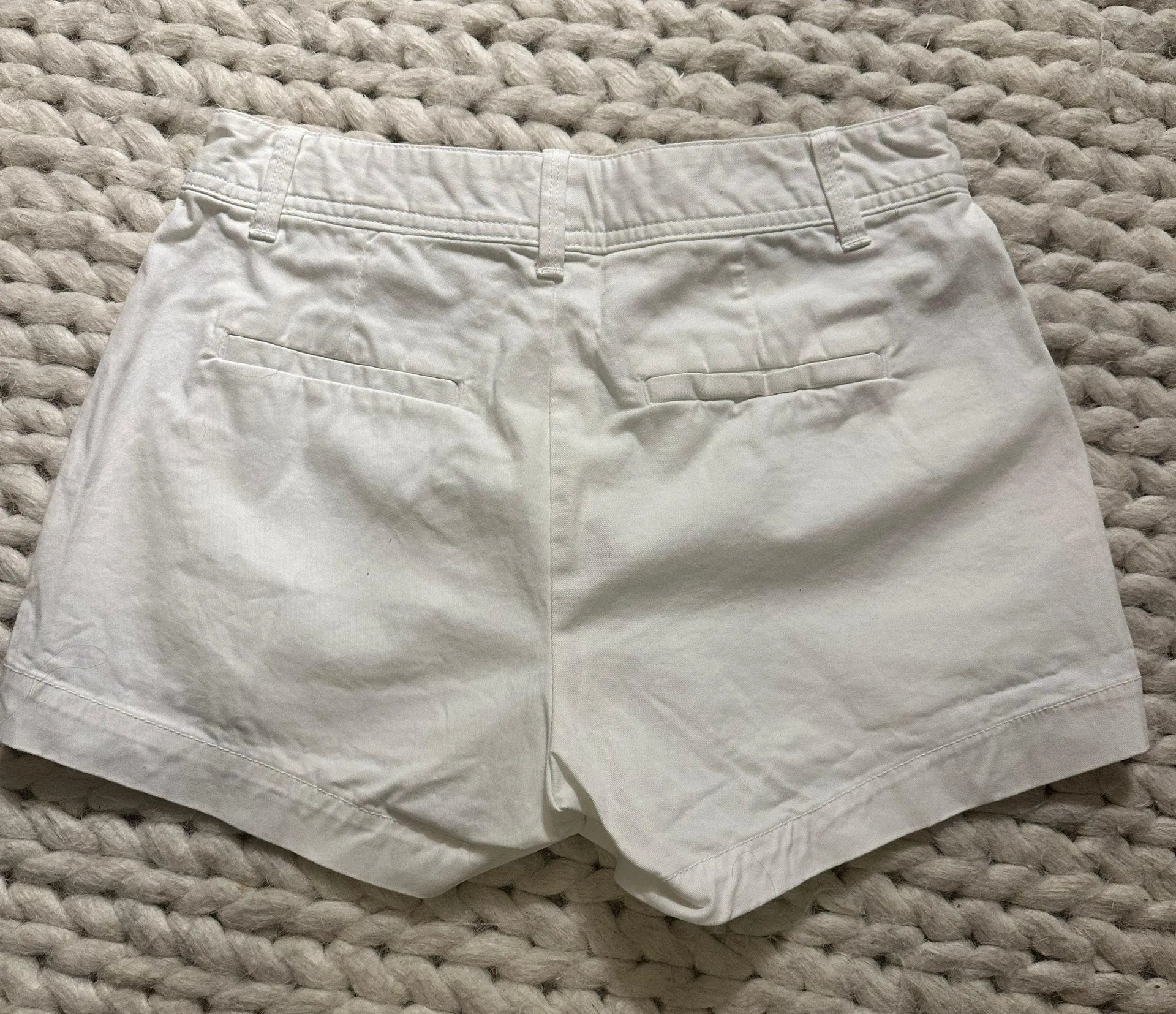 Gap White Shorts - Image 2