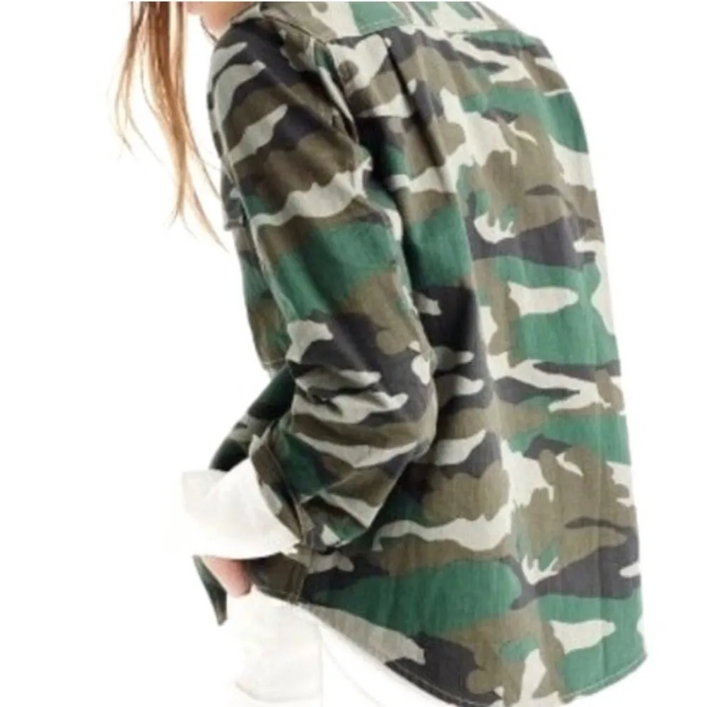J. Crew Camo Utility Shacket Size Large Petite - Image 2