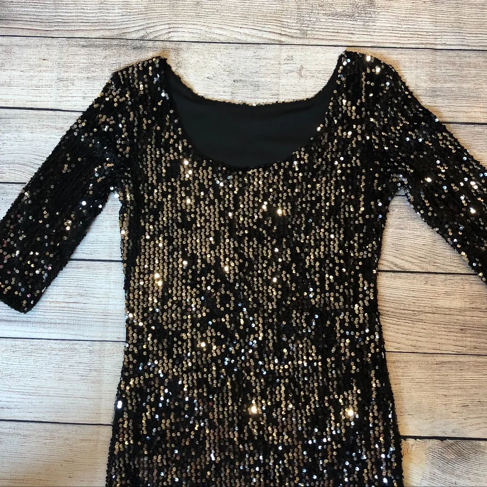 Black/silver sequin pencil dress NWT Black Size 4 - Image 3