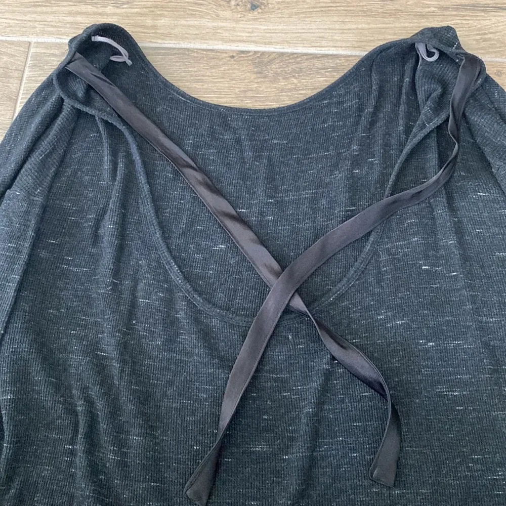 Long sleeve sweater tee - Image 5