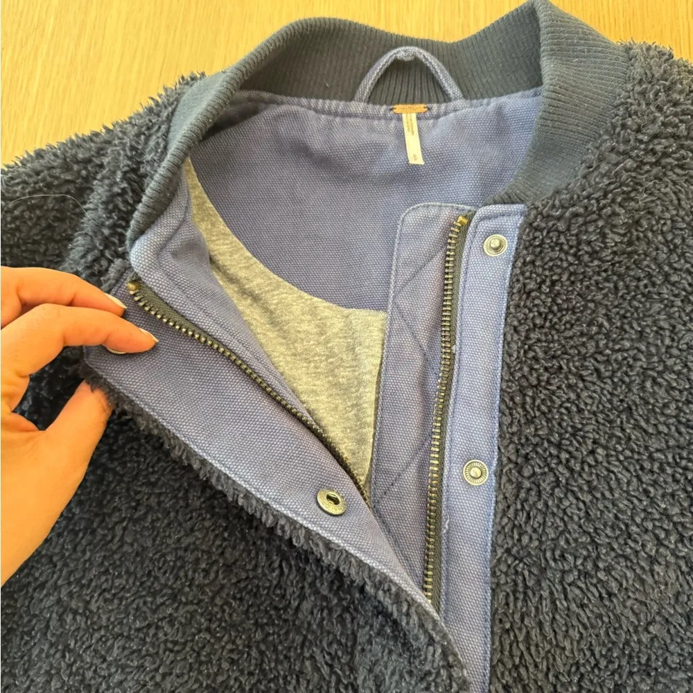 Free People Teddy Bear Aviator Bomber Blue Jacket Size Small - Image 5