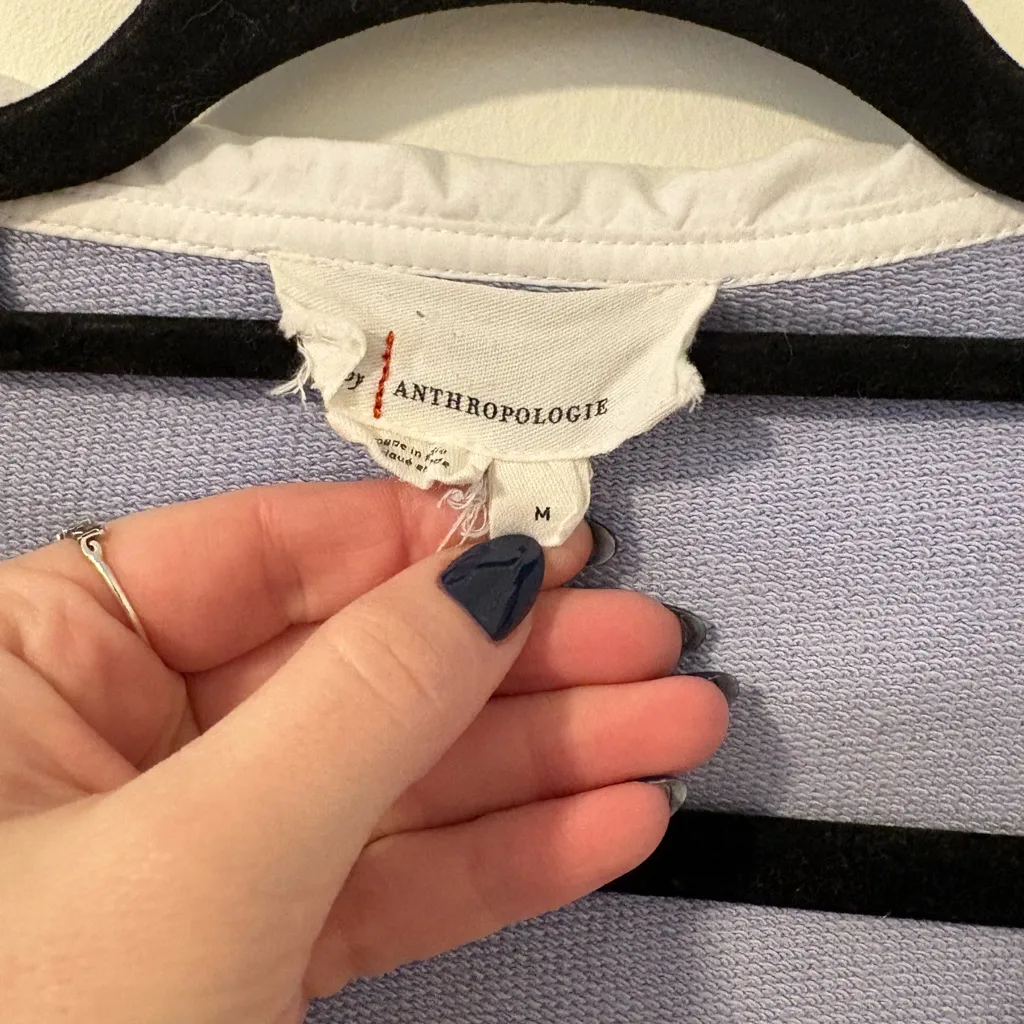 Anthropologie Poplin Collar V-Neck Sweatshirt Medium - Image 3