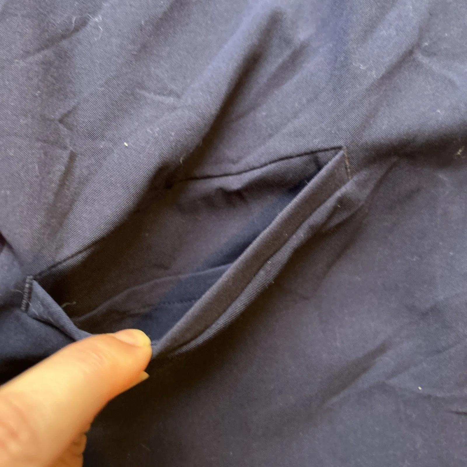 Figs Technical Collection Navy Casma Three-Pocket Scrub Top Women's Size Small - Image 5