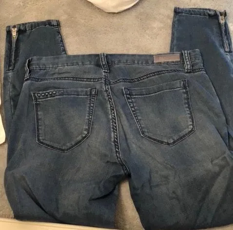 Jeggings With Zippers - Image 3