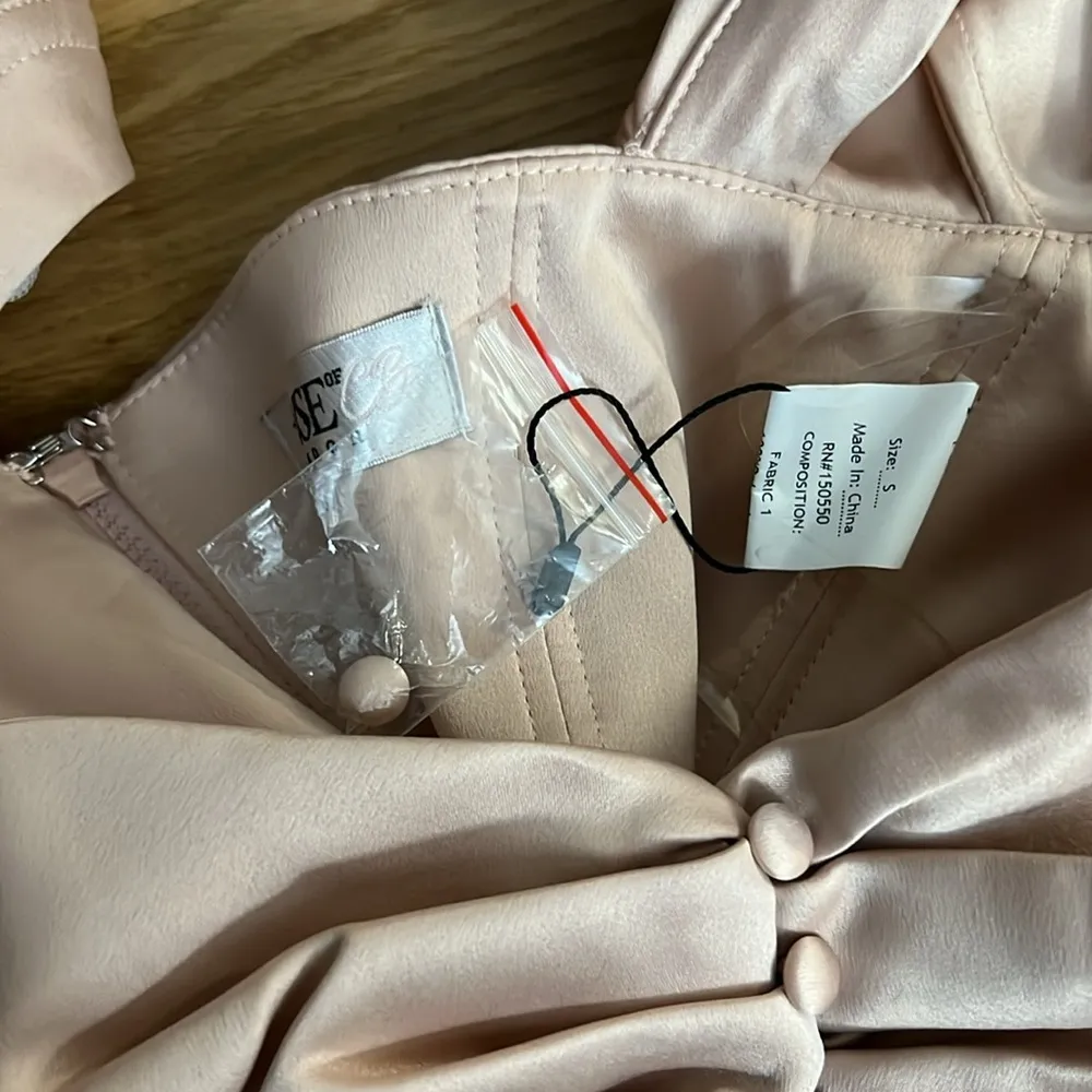 New House Of CB Jana Blush Satin Puff Sleeve Bralette Top - Image 9