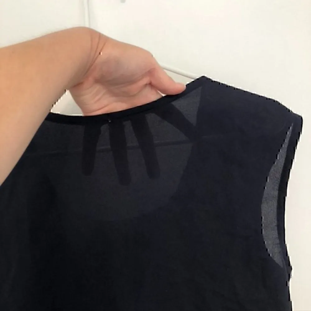 CHARLOTTE RUSSE Navy Floral Lace Mixed Media Material Crop Top Blouse JUNIORS M - Image 9