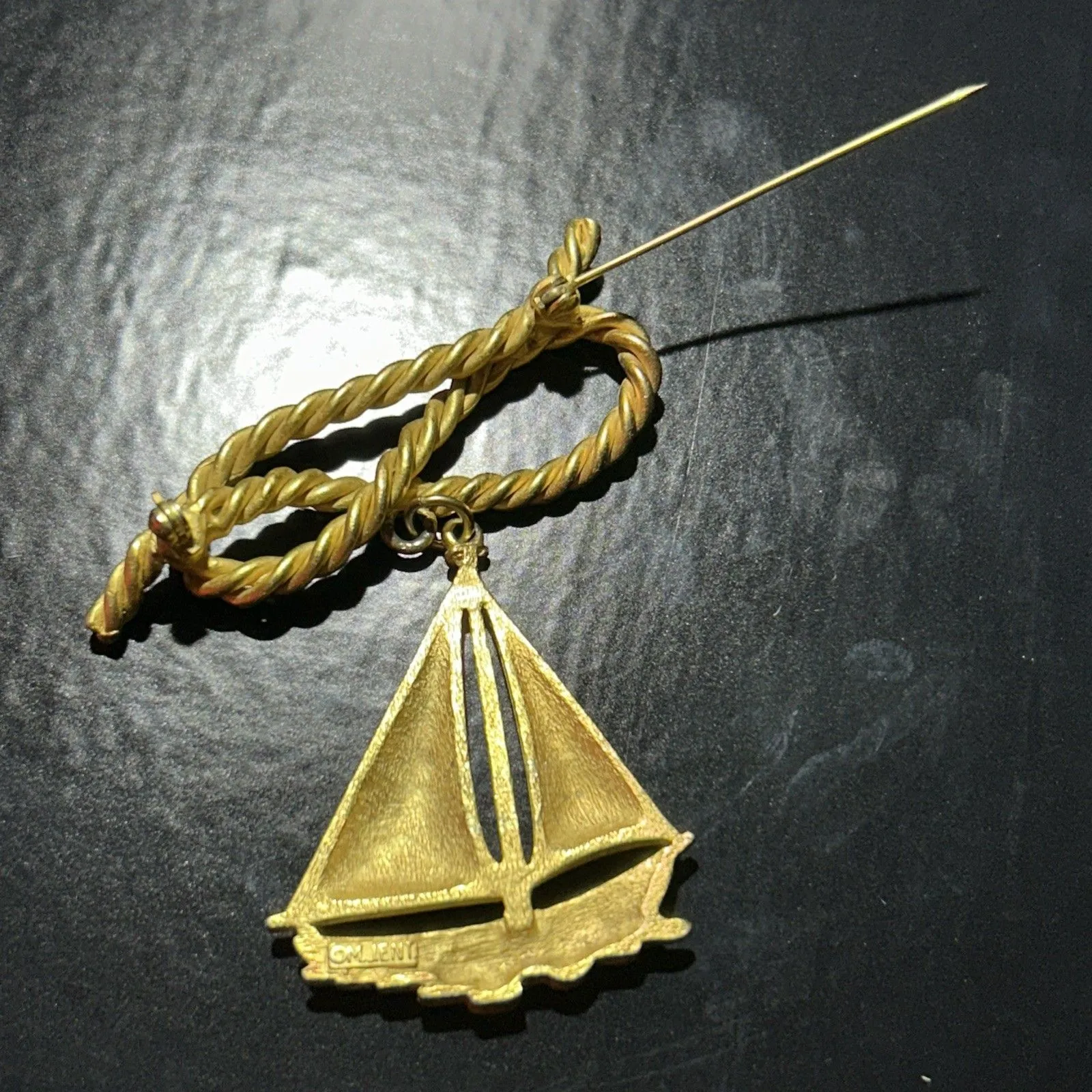 Vintage Signed Mjent 3” Gold tone Rope Dangling Sail Boat Brooch/Pin - Image 4