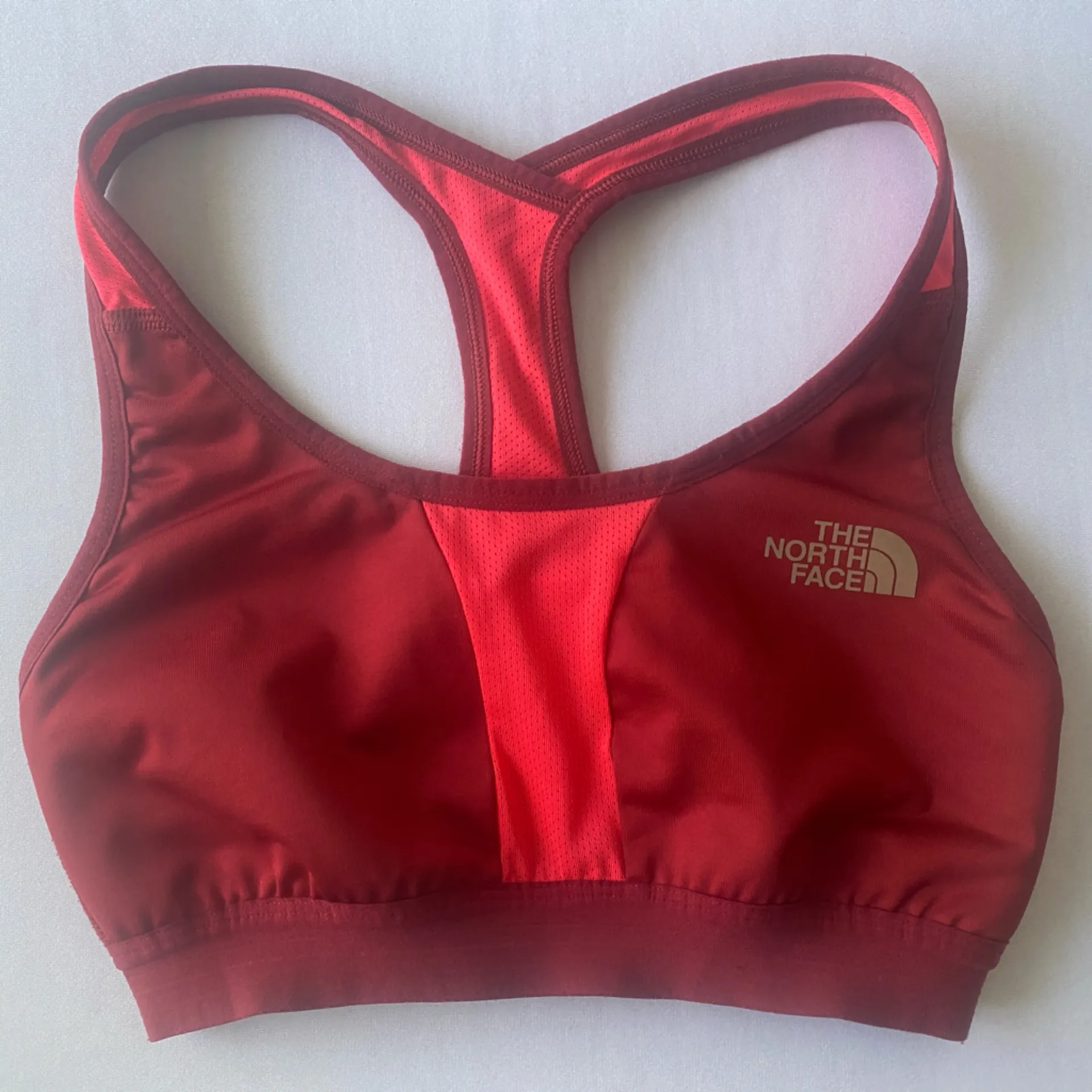 The North‎ Face Women’s Flashdry Size S/P Sports Bra - Image 2