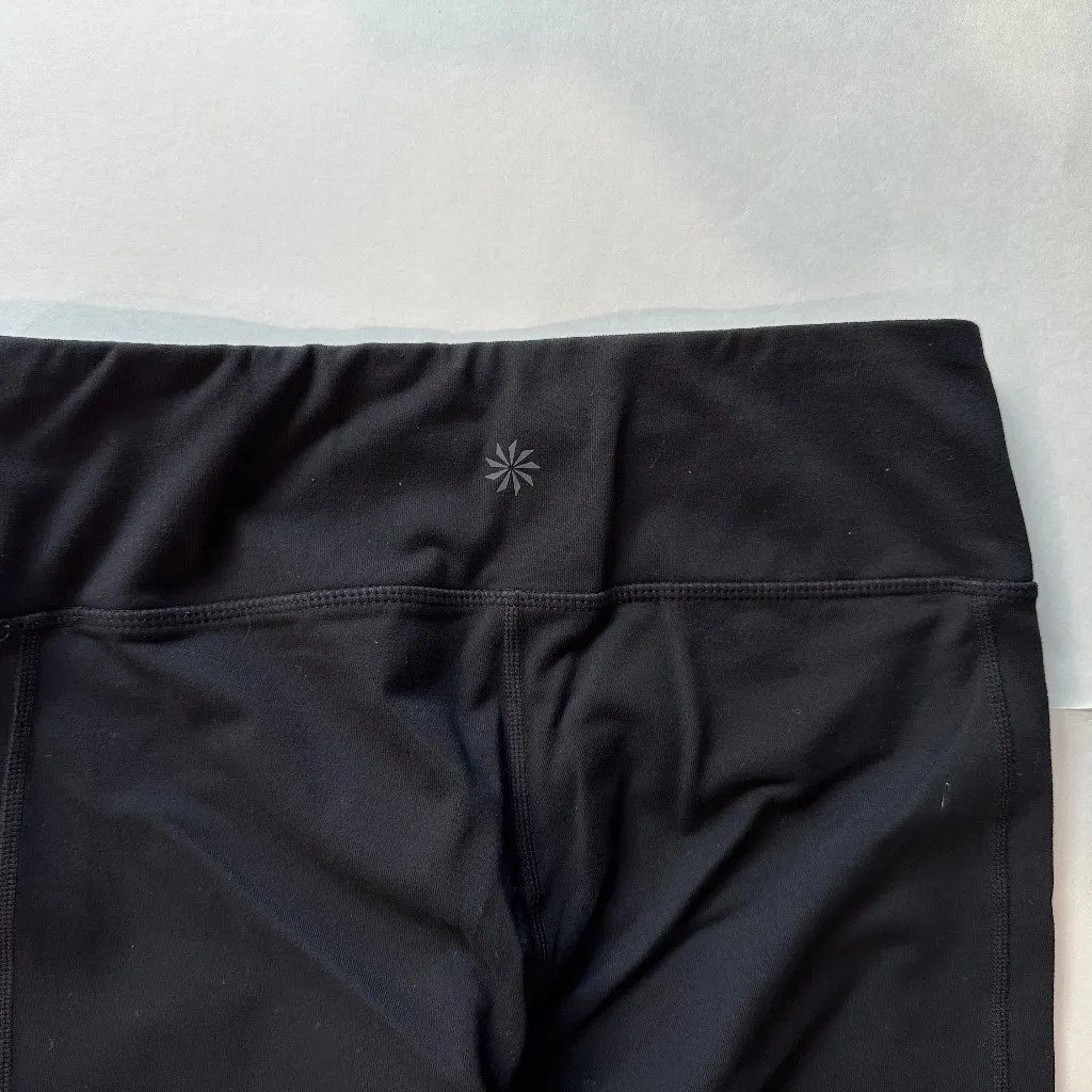 Athleta Mind Over Mat Capri‎ Yoga Pants Leggings - Size S. - Image 5