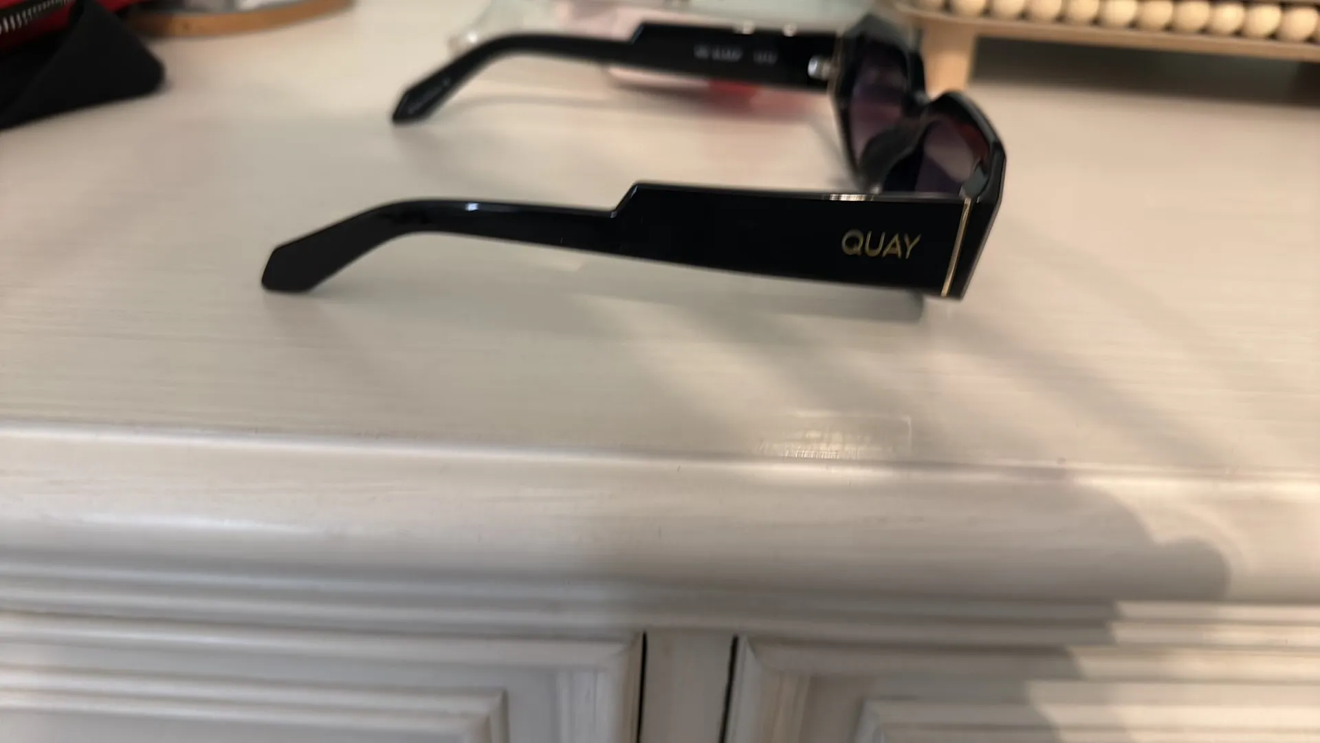 Quay black sunglasses  - Image 3