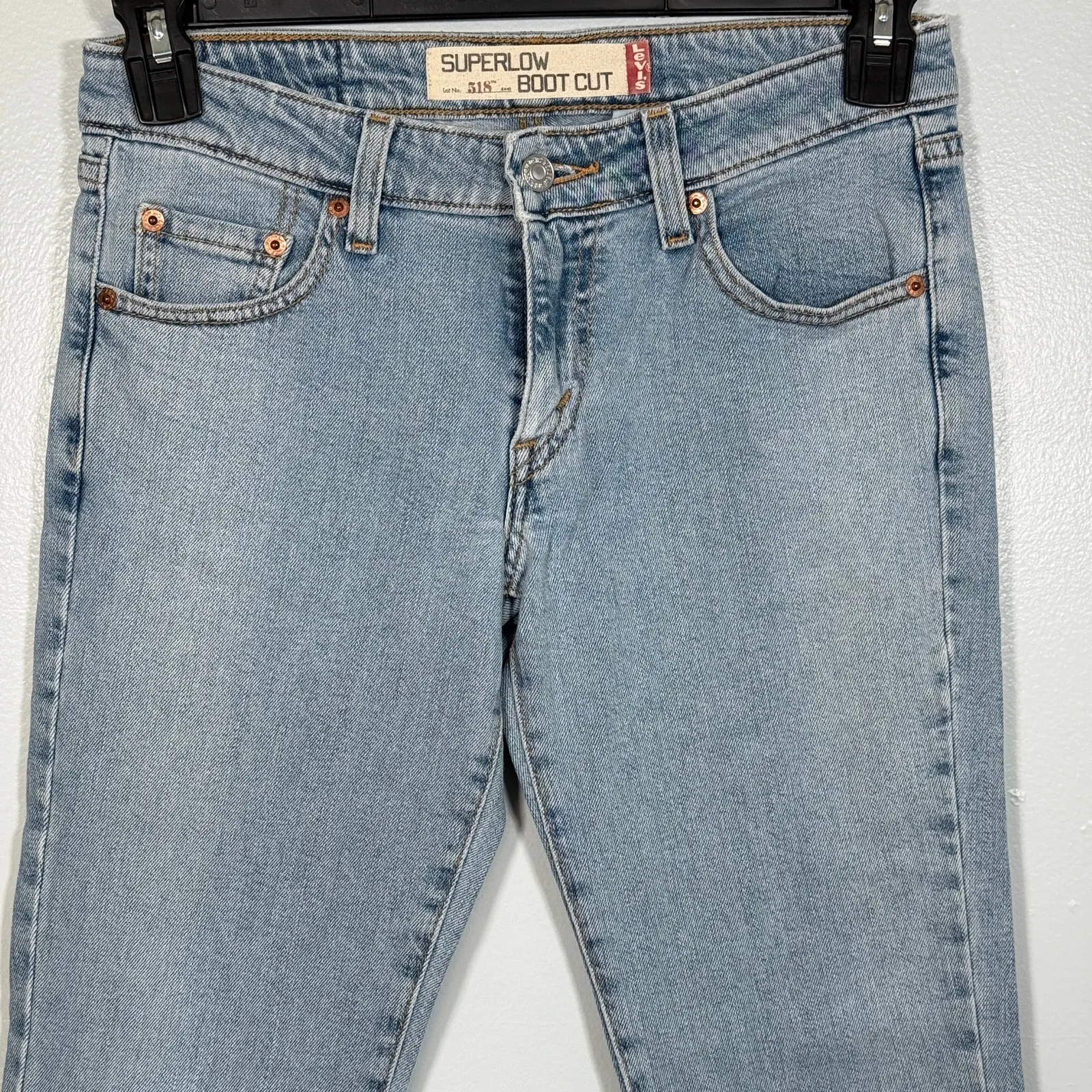 Y2K Levi’s 518 Superlow Bootcut Flare Low Rise Light Wash Jeans 30 Cowboy - Image 2