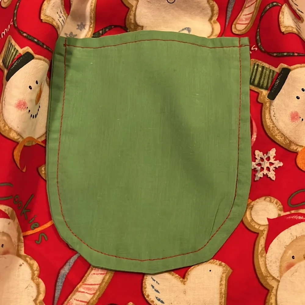 Christmas Holiday Apron Red - Image 3