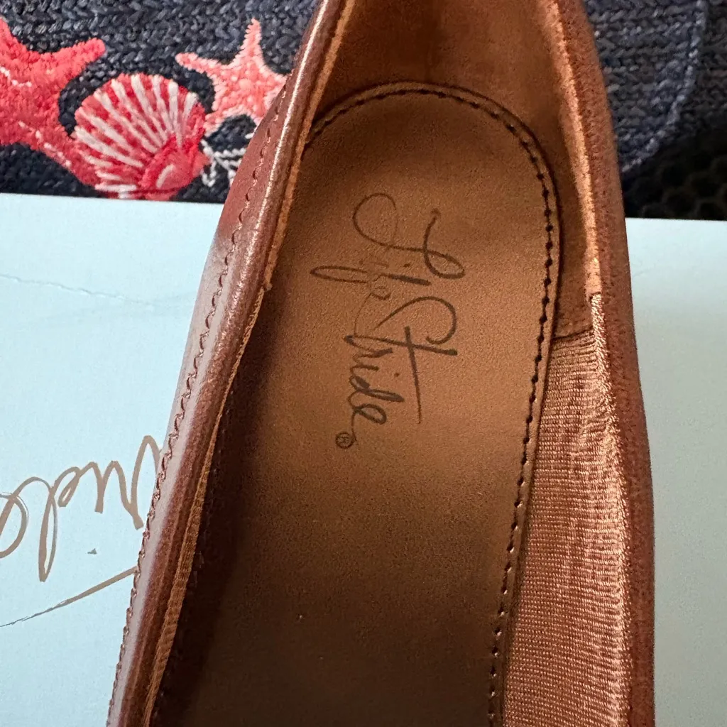 Life Stride Brown Wedge Shoes - Image 9