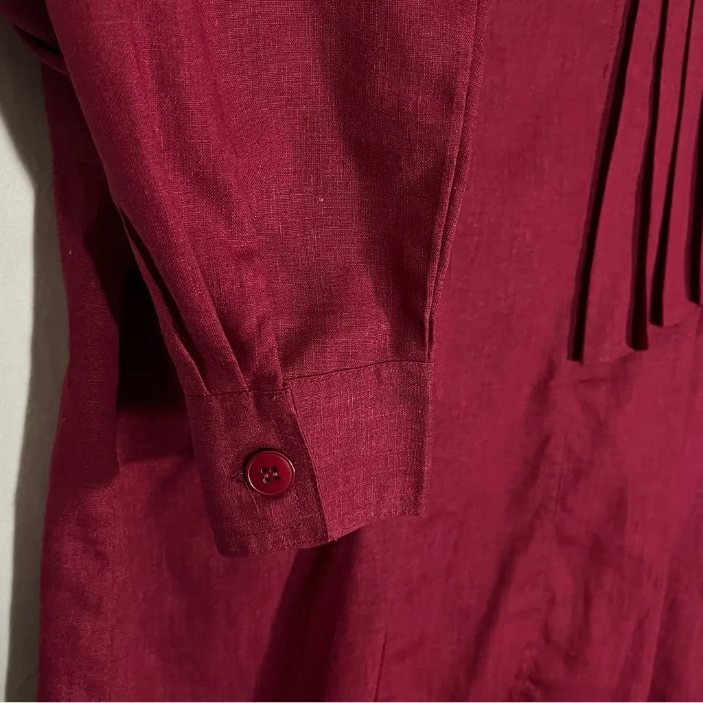 Peddlers Red long sleeve blouse with button up front and‎ pleated detailing Size 12 - Image 3