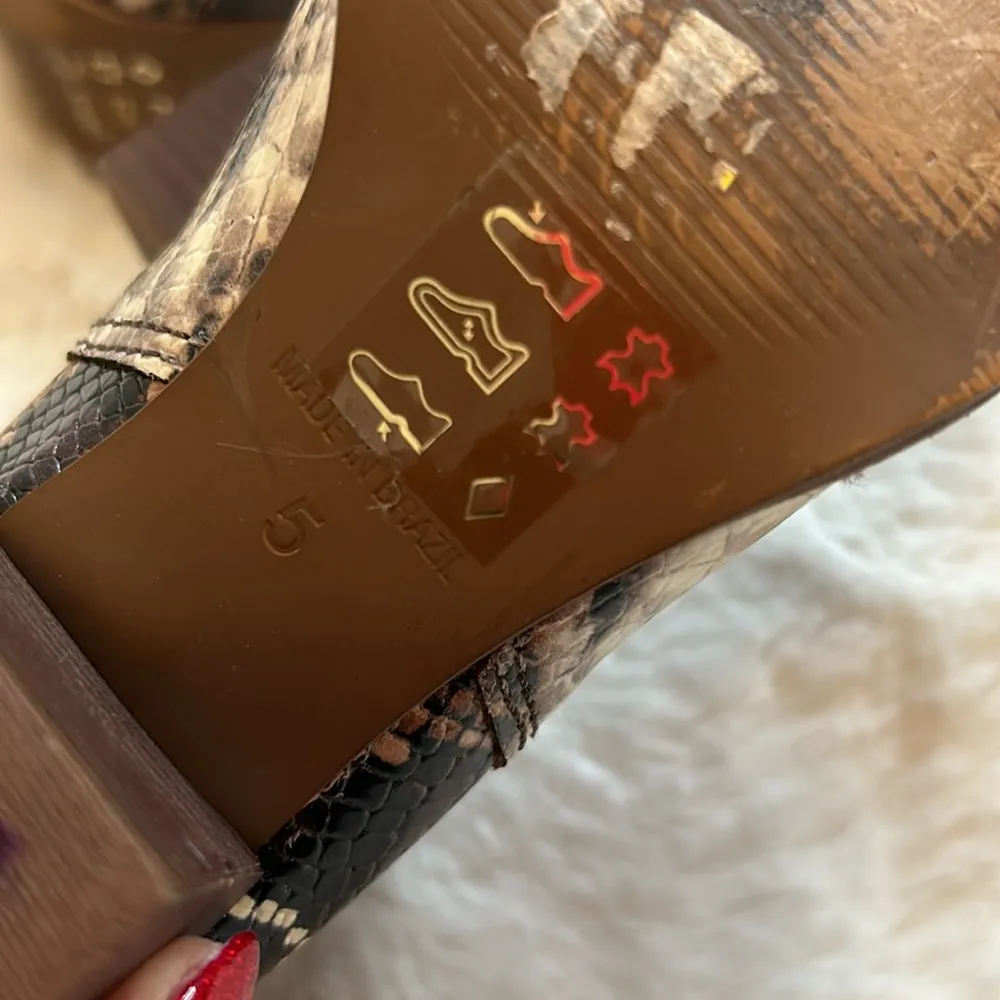 Madewell The Regan Boot in Snake Embossed Leather - Image 9