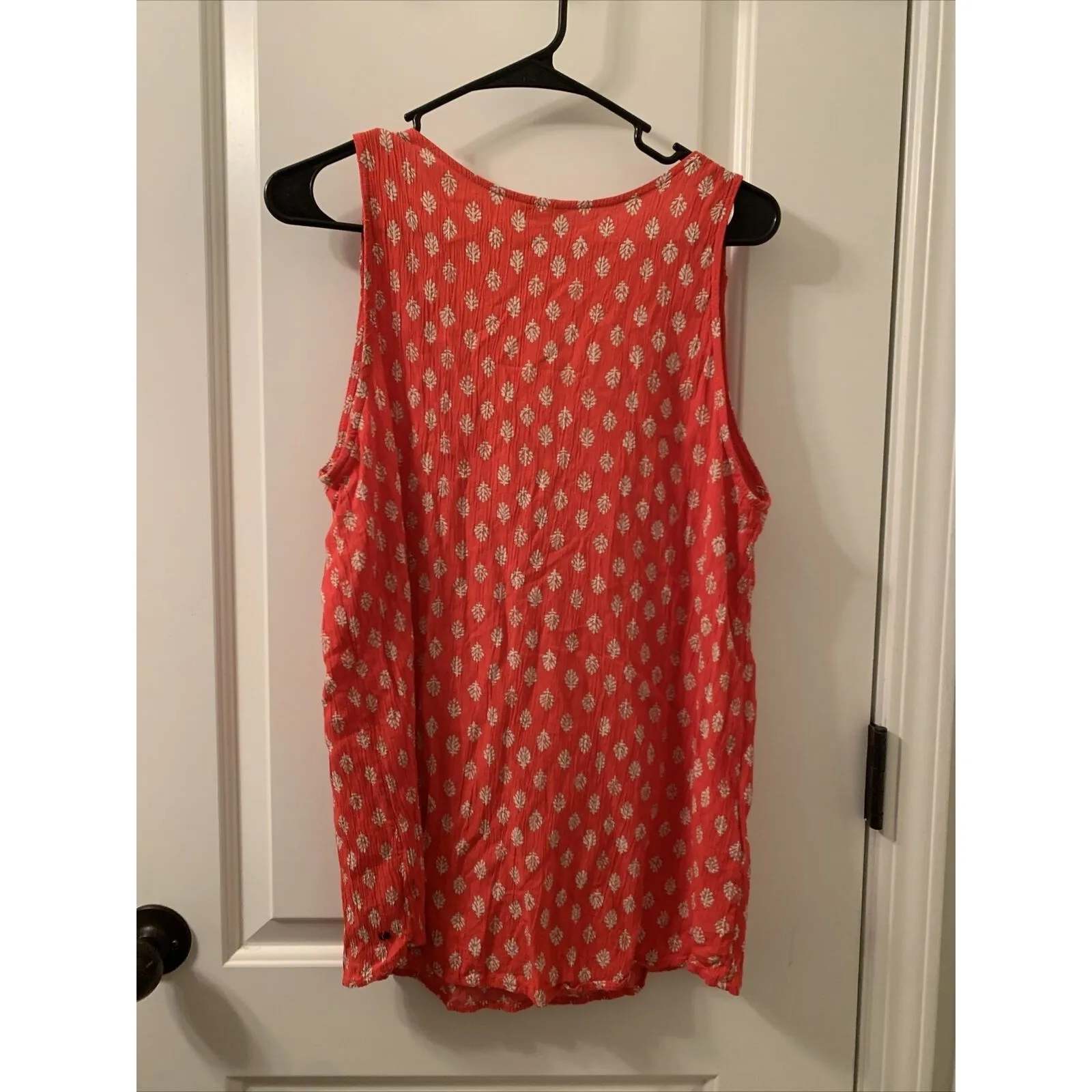 Eddie Bauer Women's Shell Print Sleeveless Top Blouse Red Ivory Unknown … - Image 6