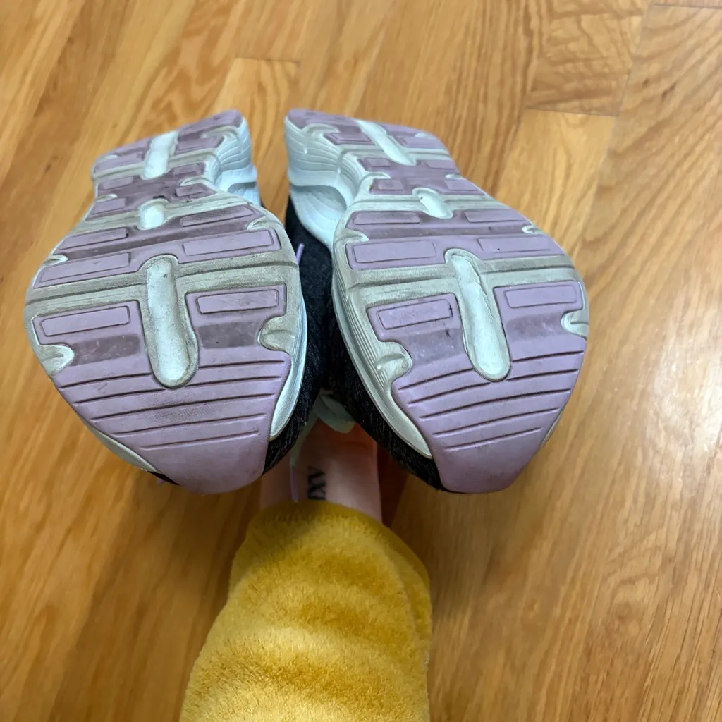 Skechers Arch Fit Comfy Wave Black Lavender Women's Sneakers size 8.5 SN149414 - Image 5