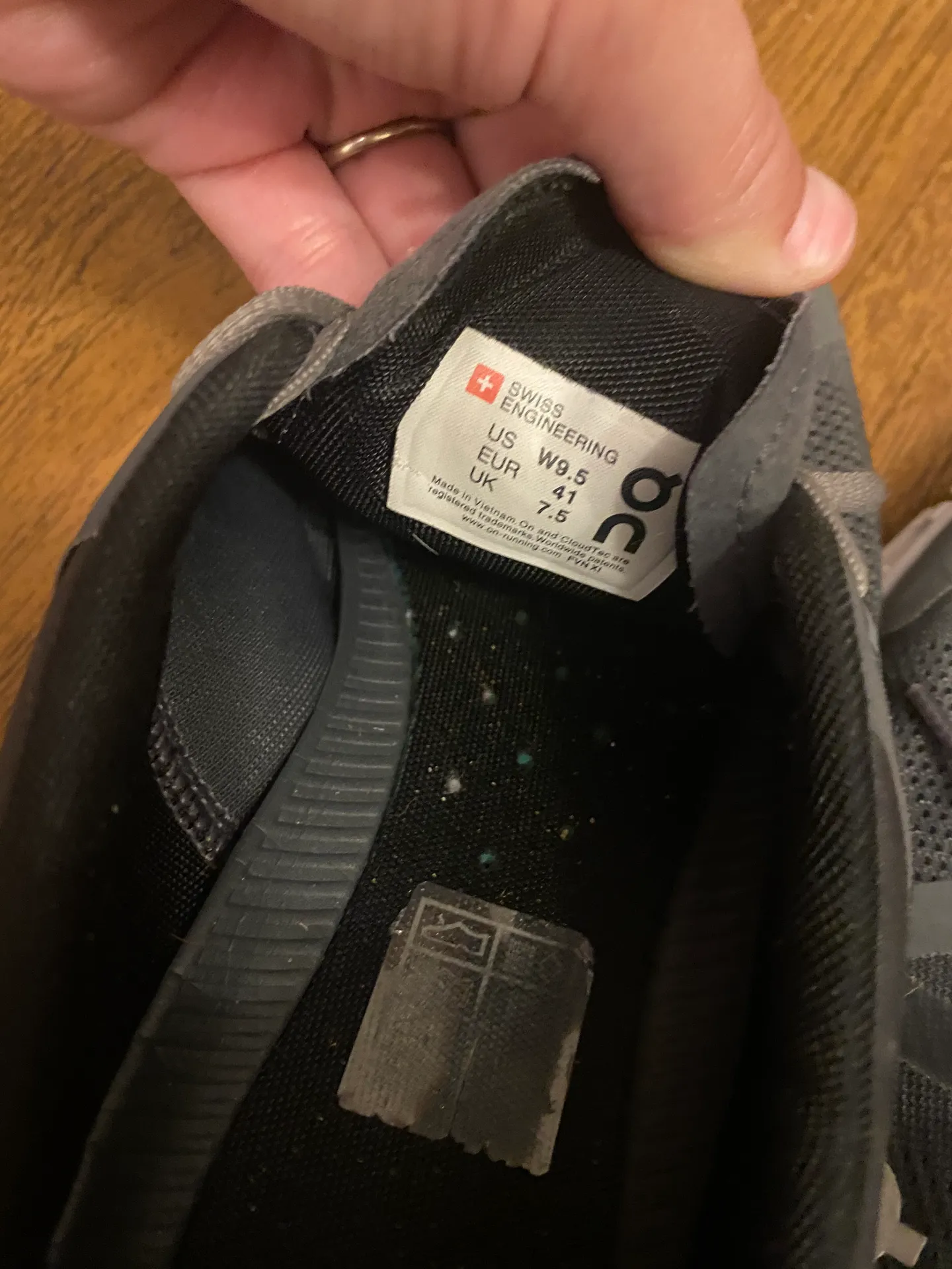 On Cloud  Cloud X Running Shoes - Image 10