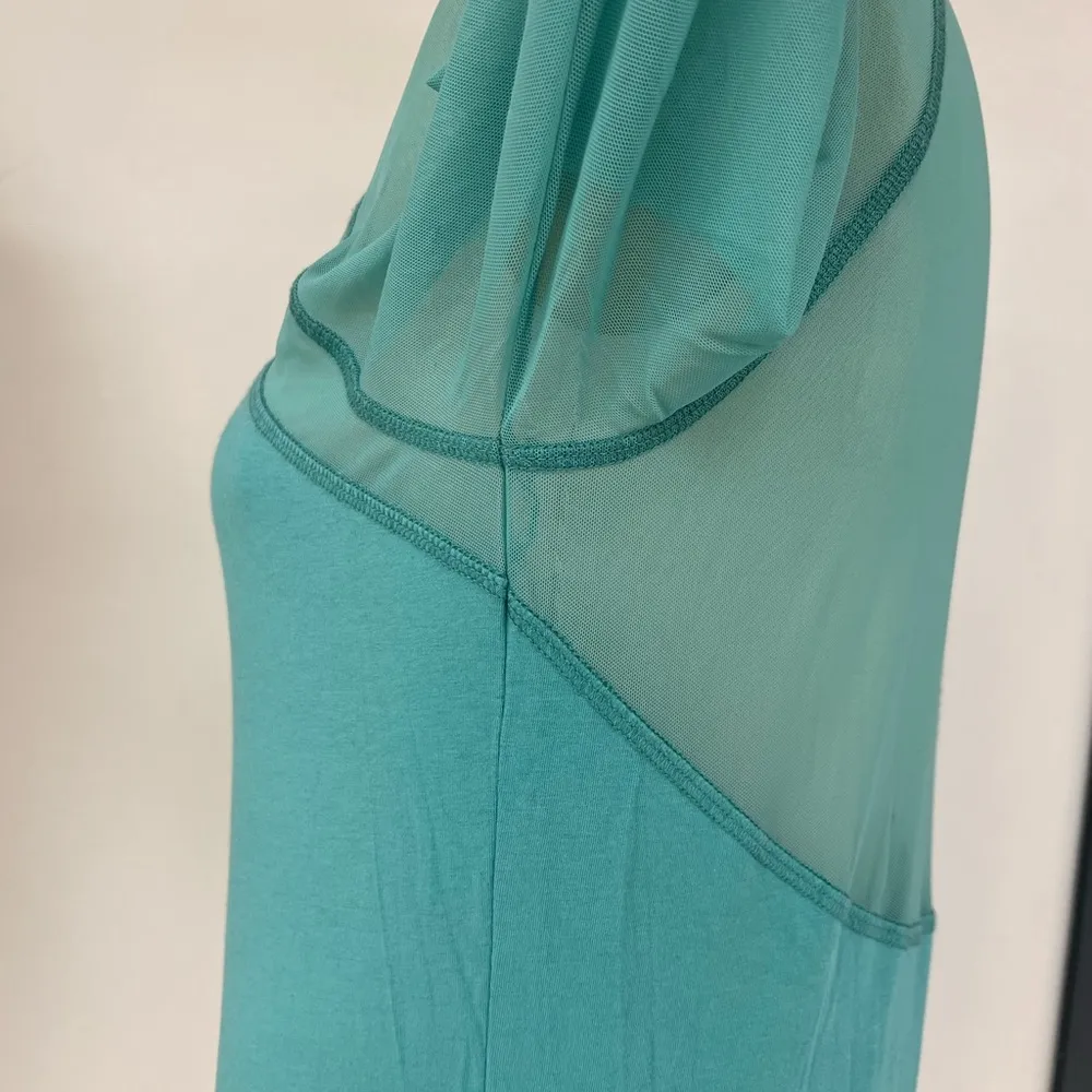 Soybu Athletic Yoga Top M - Image 4