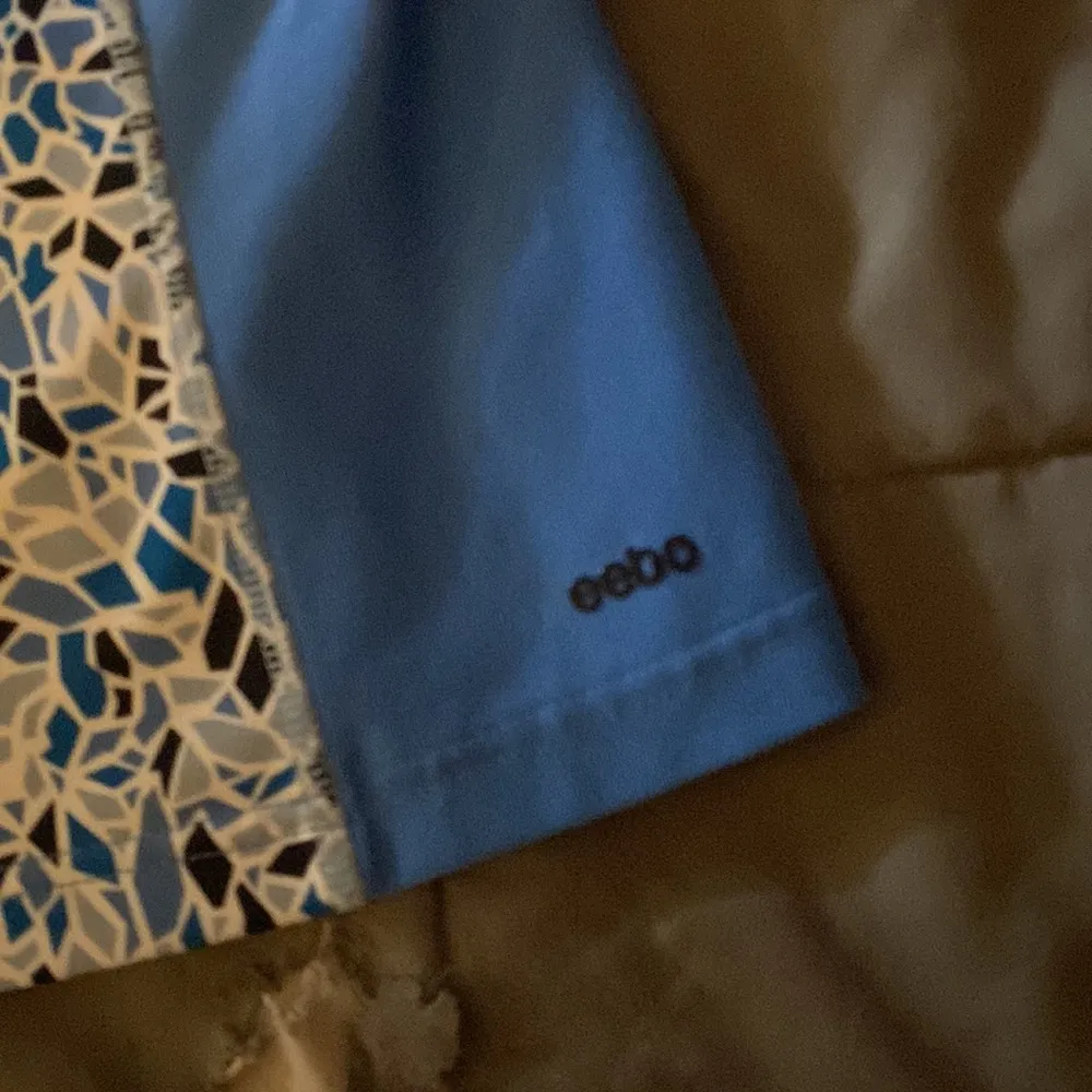 Reebok Women’s  work out tank top size medium - Image 2