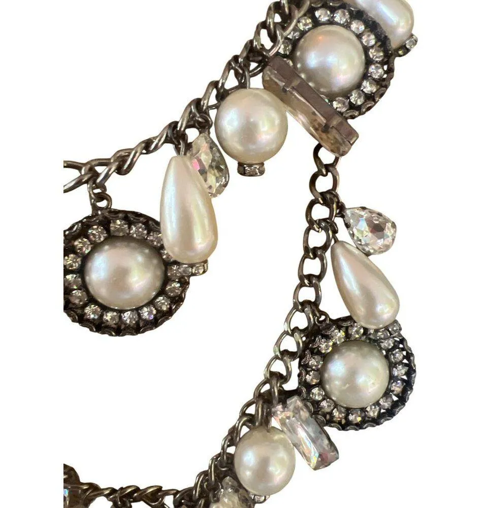 Statement Necklace Faux Pearls Rhinestones Gunmetal Chain Bib Adj 17" + 2" NWT White - Image 2