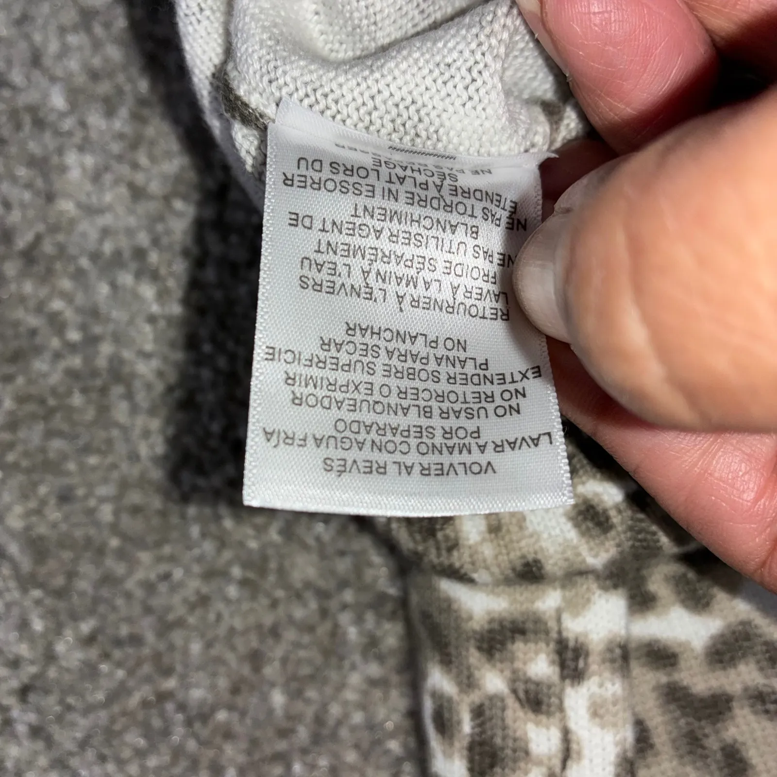 Alfred Dunner Womens Small Sweater Leopard Floral Tan Brown Beaded Animal Print - Image 6