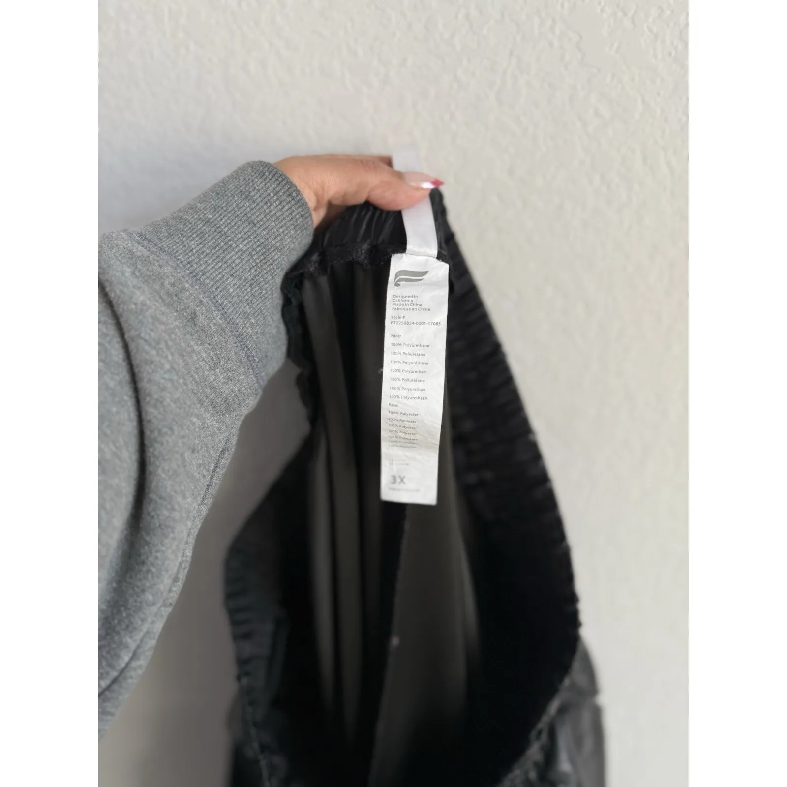 Fabletics Jogger Pants Women's 3X Black Vegan Leather High Waisted Pull On Relax - Image 11