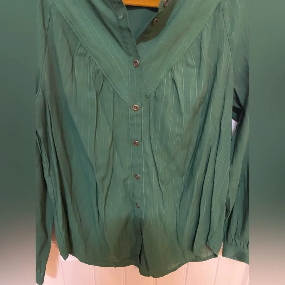 Maeve by Anthropologie Emerald Green blouse - Image 4