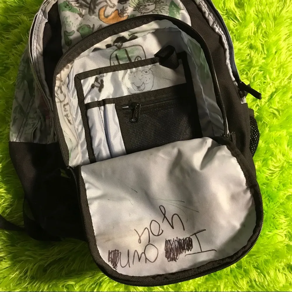 LIGHT BLUE AND BLACK DESIGNED L.L. BEAN BACKPACK - Image 6