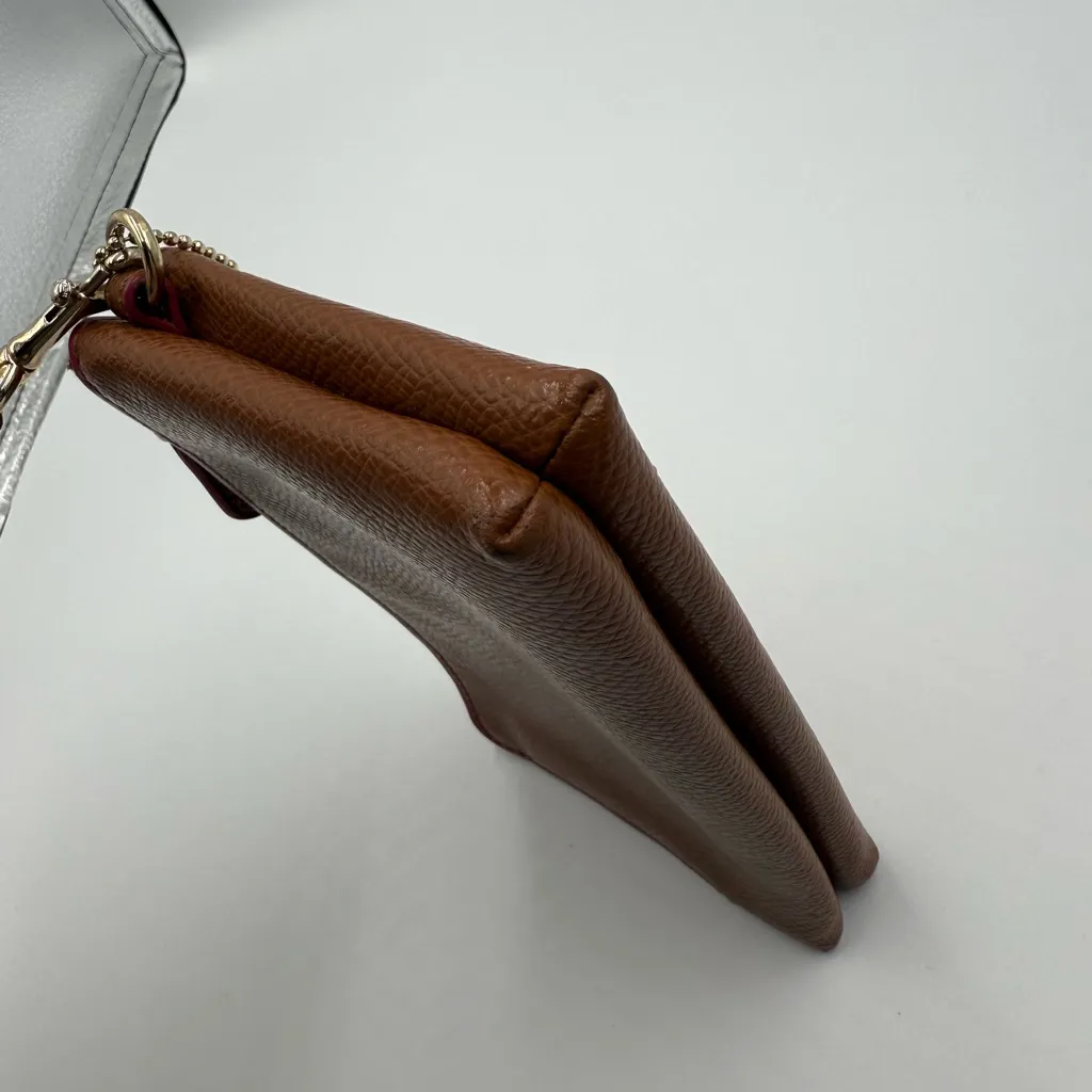 Coach VINTAGE Double Zip Pebbled Leather Wristlet/Wallet - Image 6