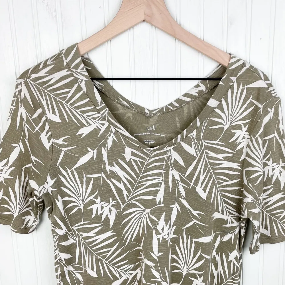 J. Jill Pima Cotton Double V Elbow Sleeve Tunic Top Green Tropical Print Small - Image 4