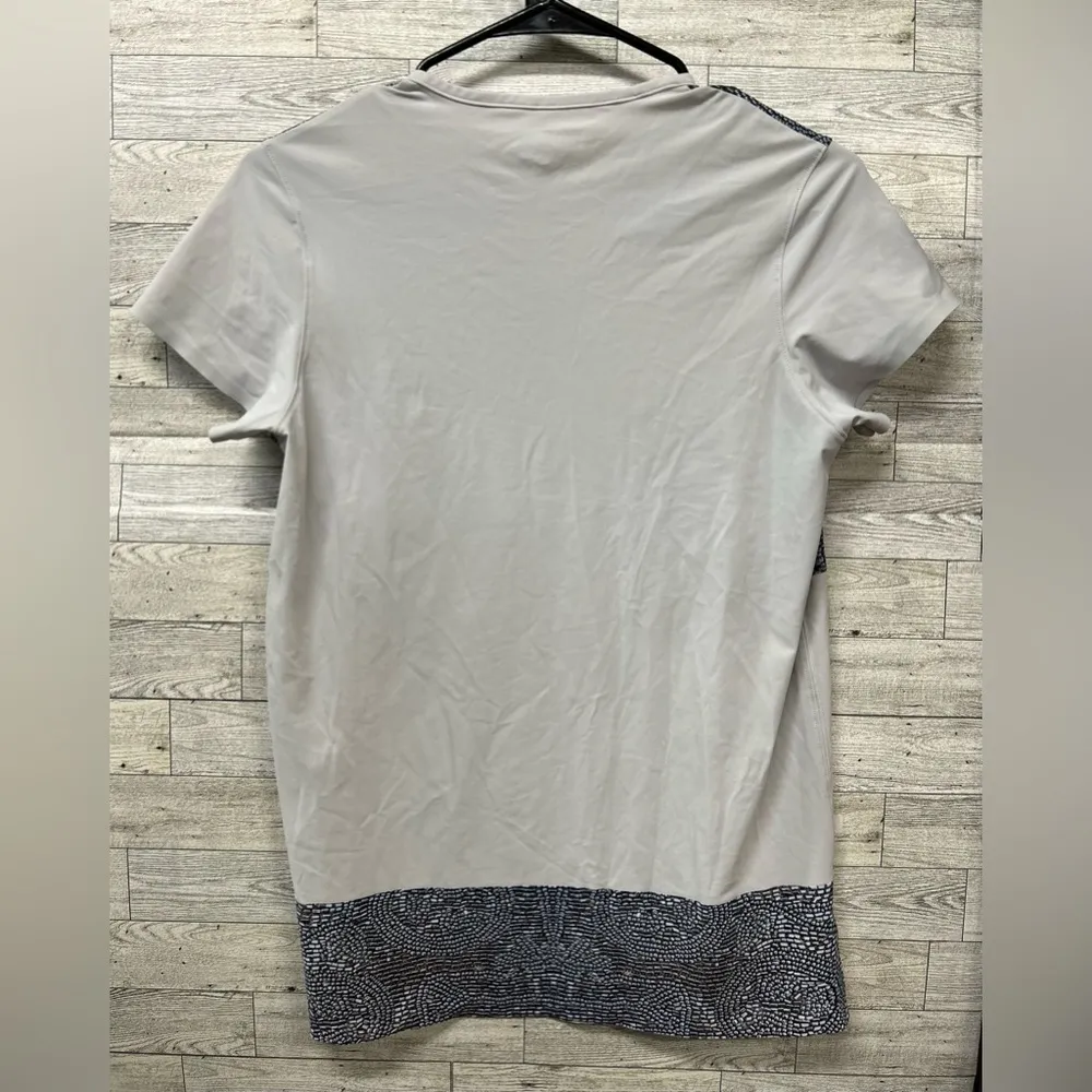 Lululemon Snapshot Tee - Image 2