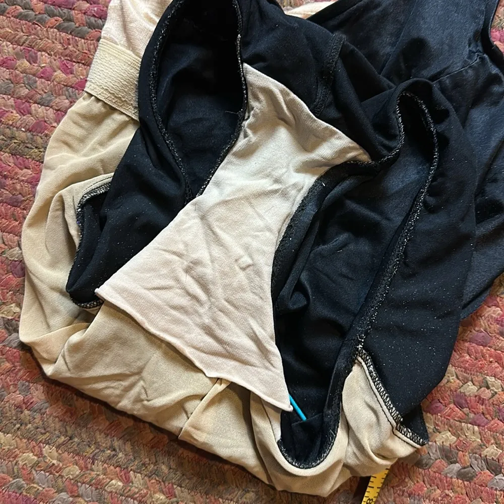 VTG BLACK MULTI COLOR STRIPE V NECK ONE PIECE BIKINI Size M - Image 3