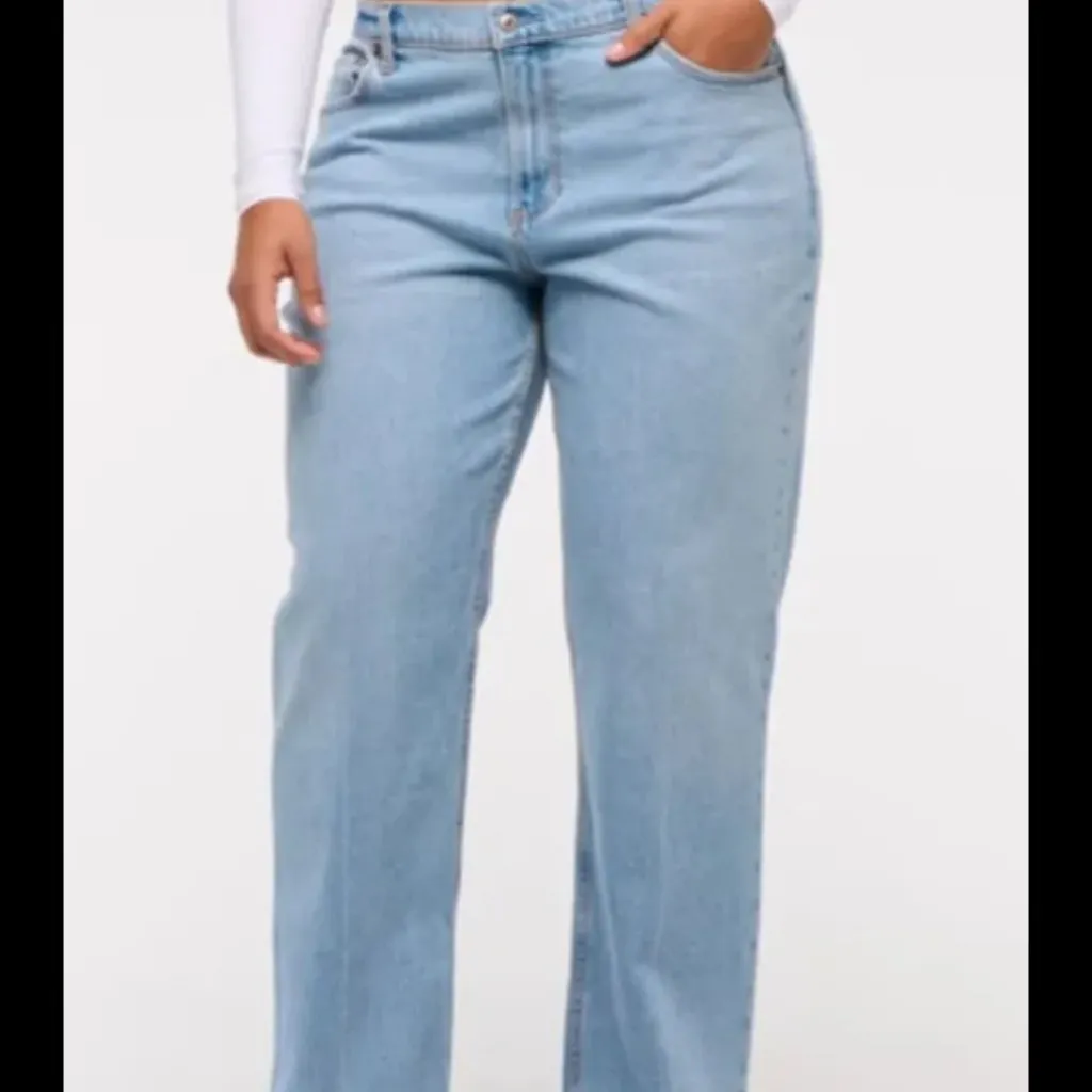 Abercrombie & Fitch Curve Love low rise baggy Jeans size 29 - Image 3