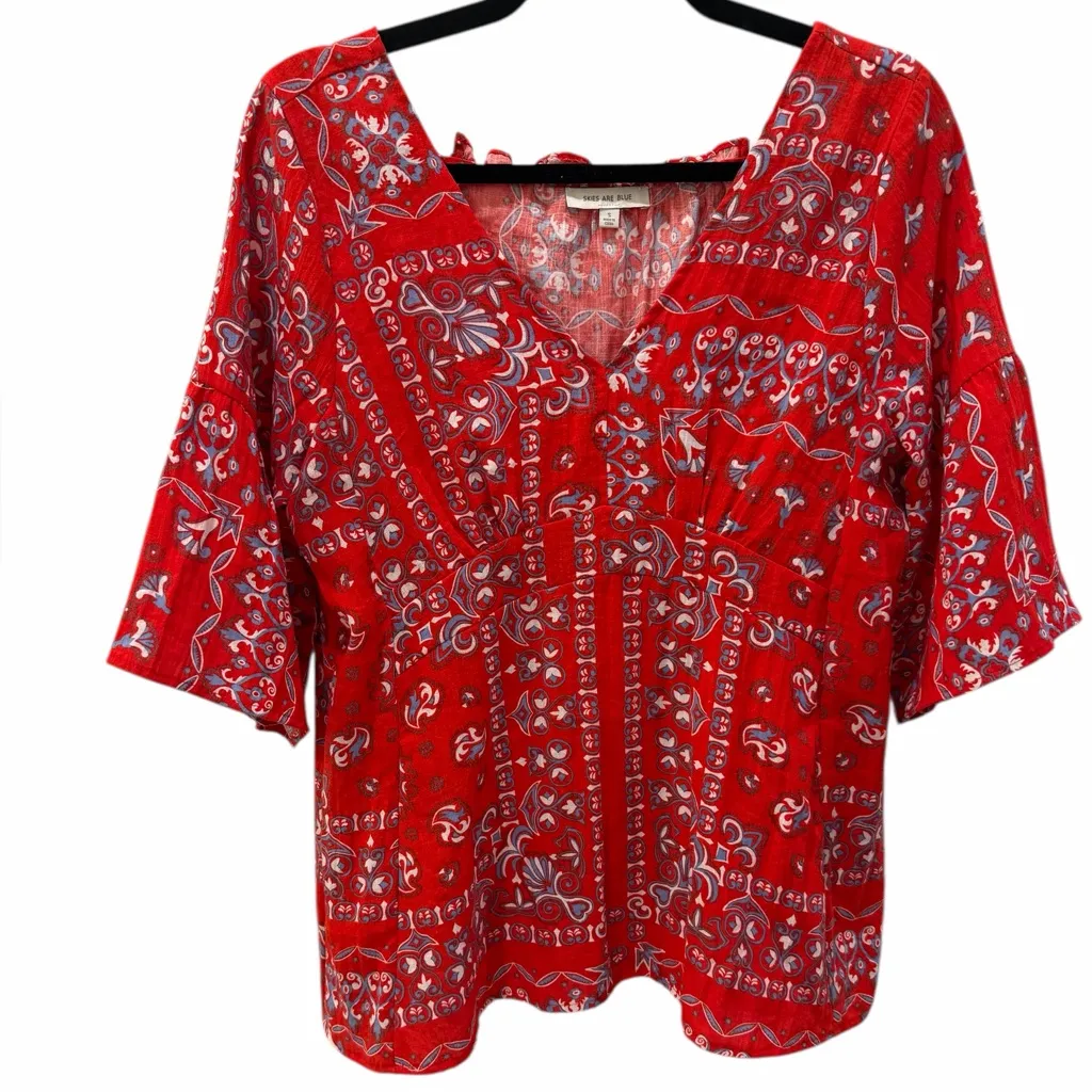 Skies Are Blue Cedrelo Red Floral Bell Sleeve Blouse Size Small - Image 2