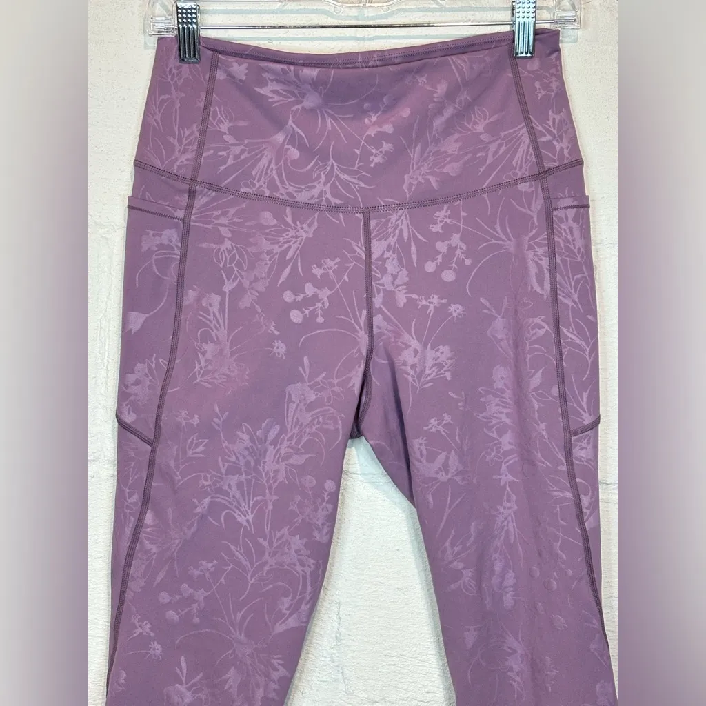 Zyia Active Woman’s Purple Floral Sporty Capri Leggings Size 6-8 - Image 2
