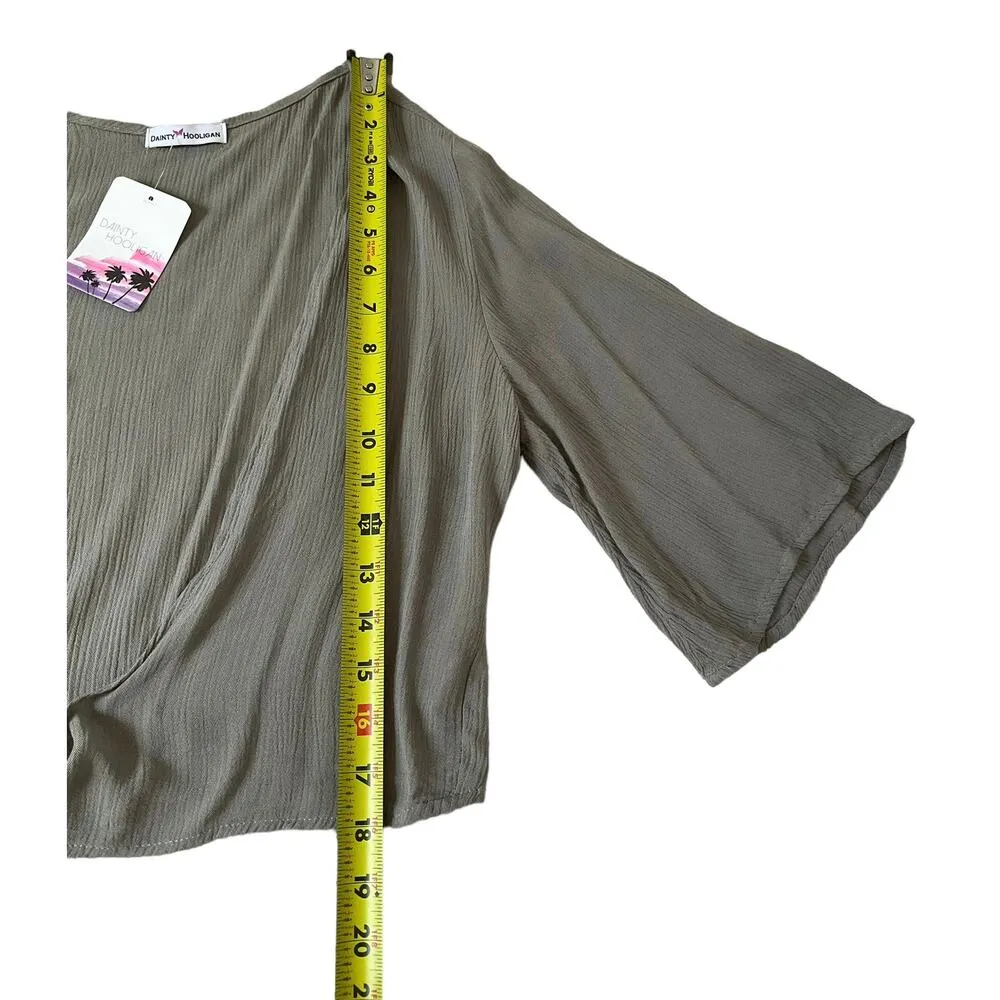 Dainty Hooligan Grayish Green Crop Top Women's Size Small NWT | 39-21 - Image 6