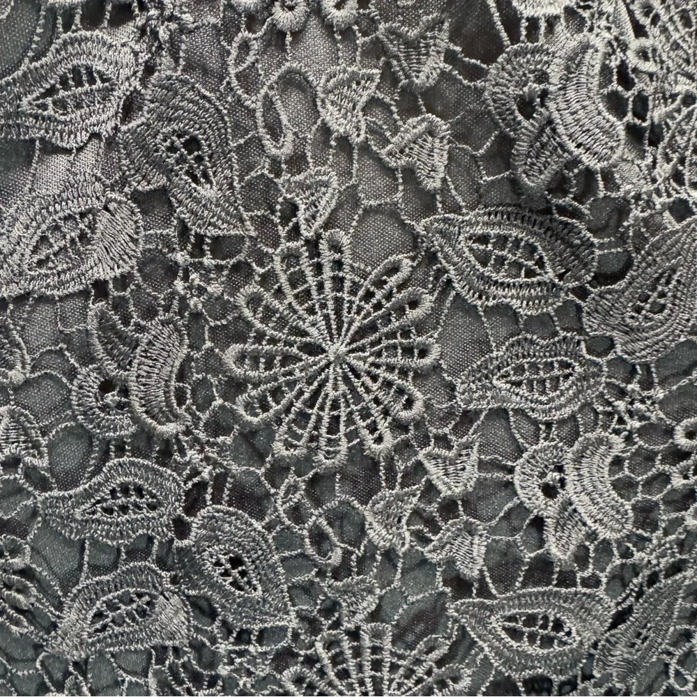 KAii Elegant Black Floral Lace Overlay Sleeveless Peplum Top Whimsigoth Coquette Size L - Image 13