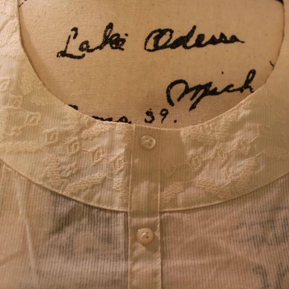 🔥REDUCED🔥Bit & Bridal Dainty Sheer Cover UP Over Top Sz Lg - Image 4