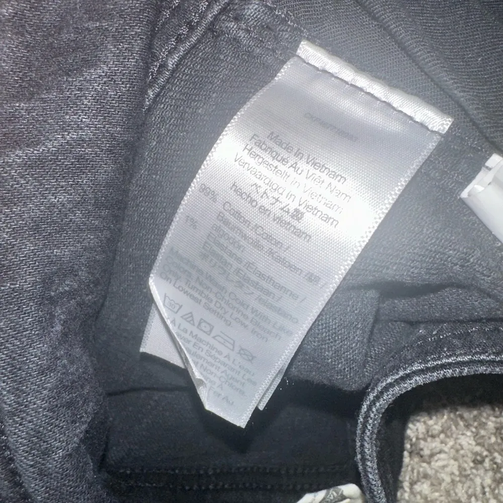 Madewell The Perfect Vintage Jean in True Black Wash: Tuxedo Edition EUC Size 32 - Image 10