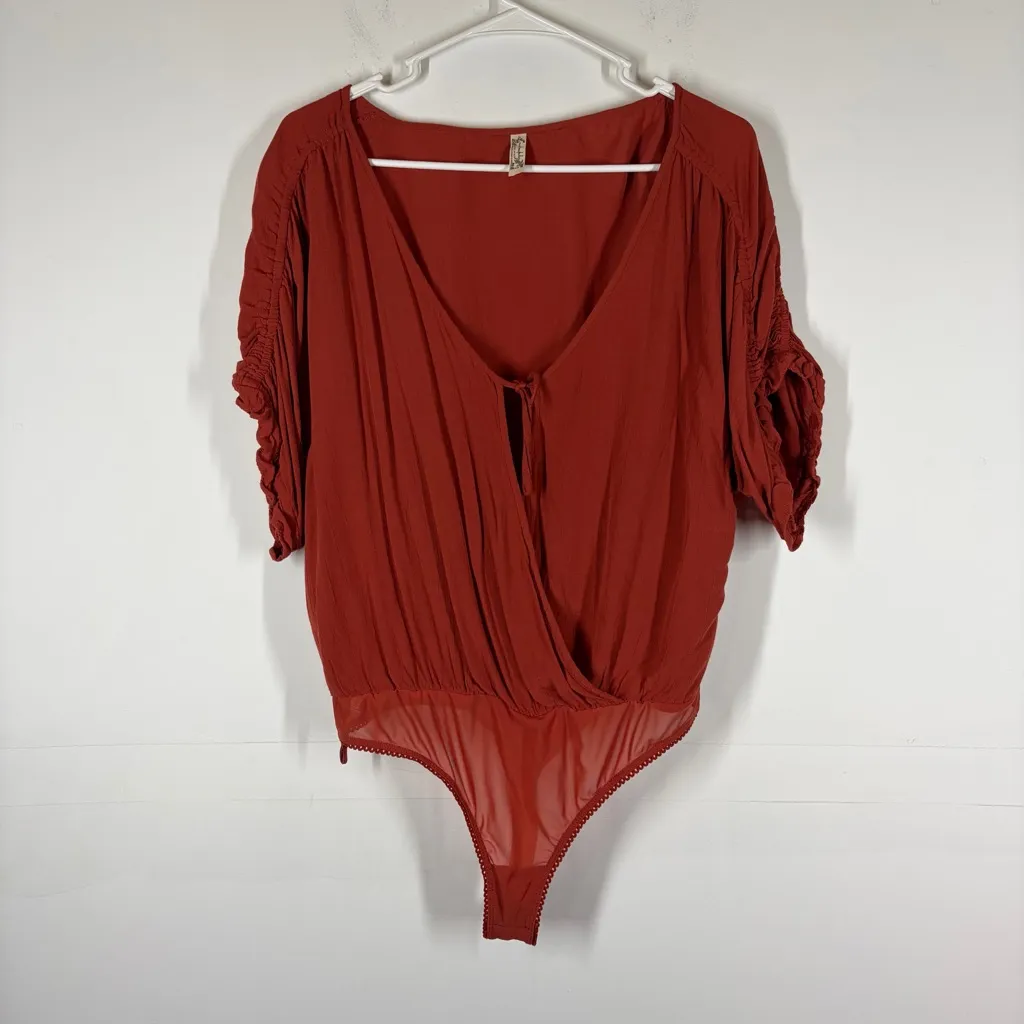 Free People Cleo Bodysuit Size Medium - Image 3