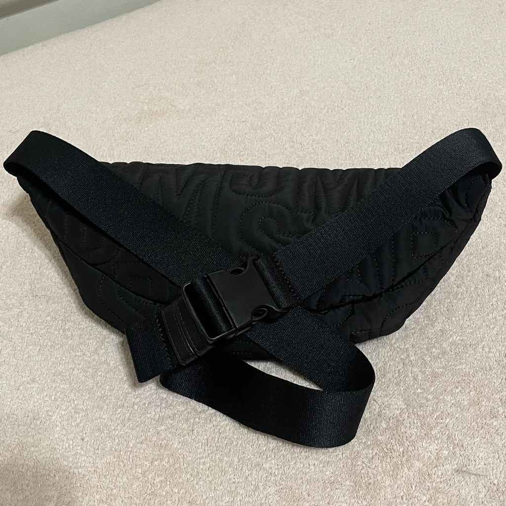 Marc Jacobs Quilted Black Belt/Body Bag - Image 7