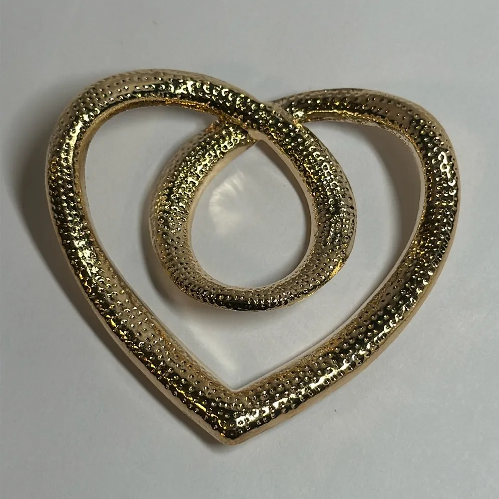 Heart Shape Scarf Ring - Image 4