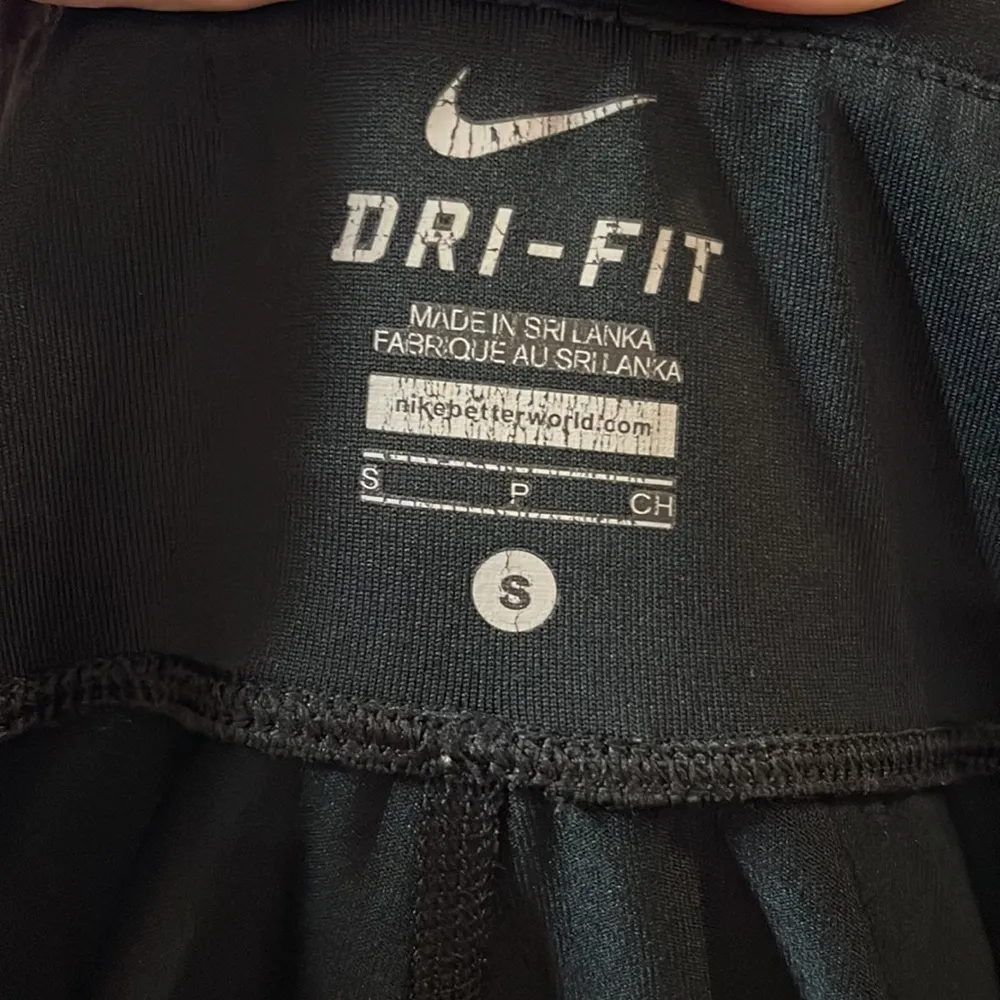 Nike Dri-Fit Black Yoga Athletic Gym Pants Size Small EUC #0372-DS - Image 4