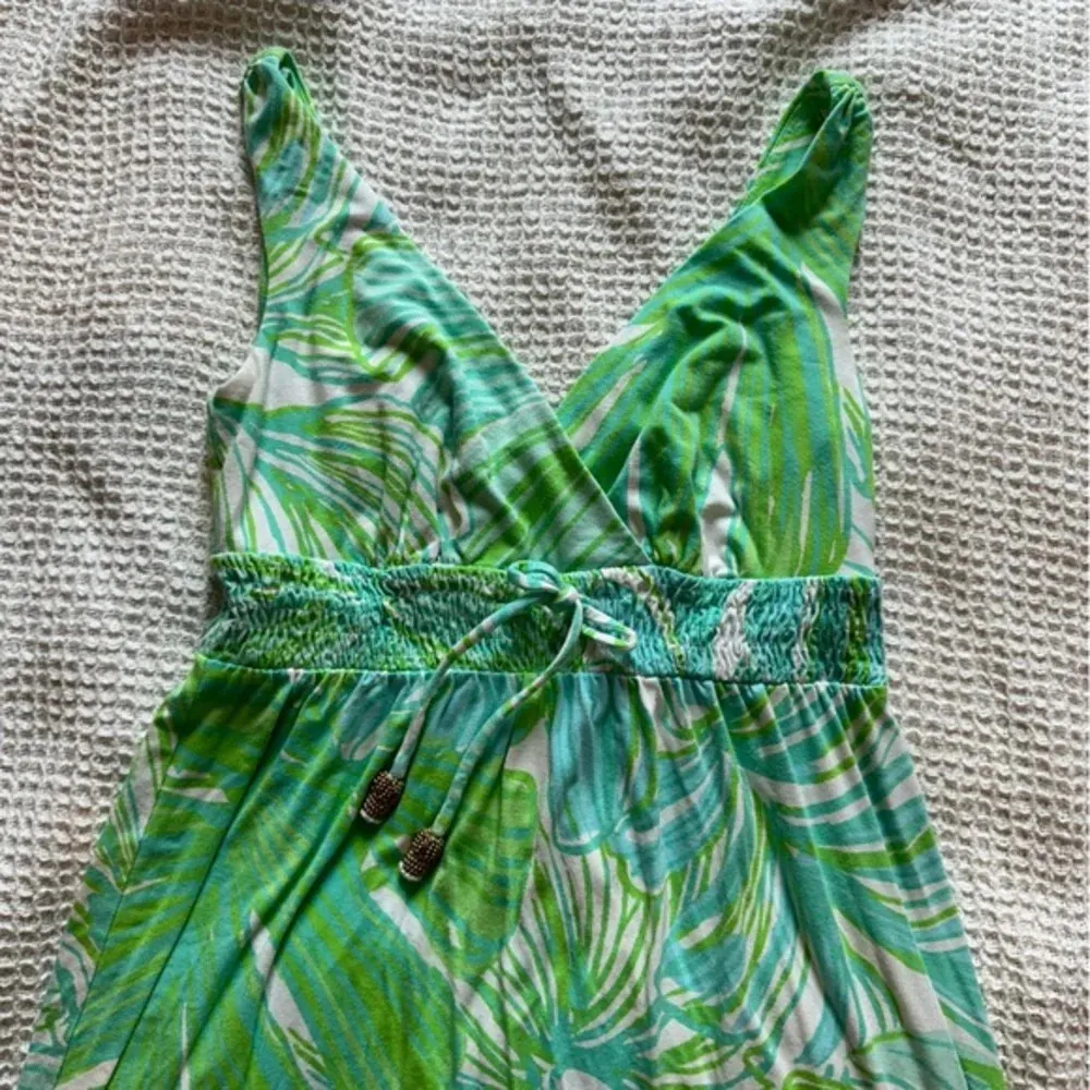 Lilly Pulitzer Isla Green Sheen Fronds Place Tassel Tie Jersey Long Maxi Dress - Image 7