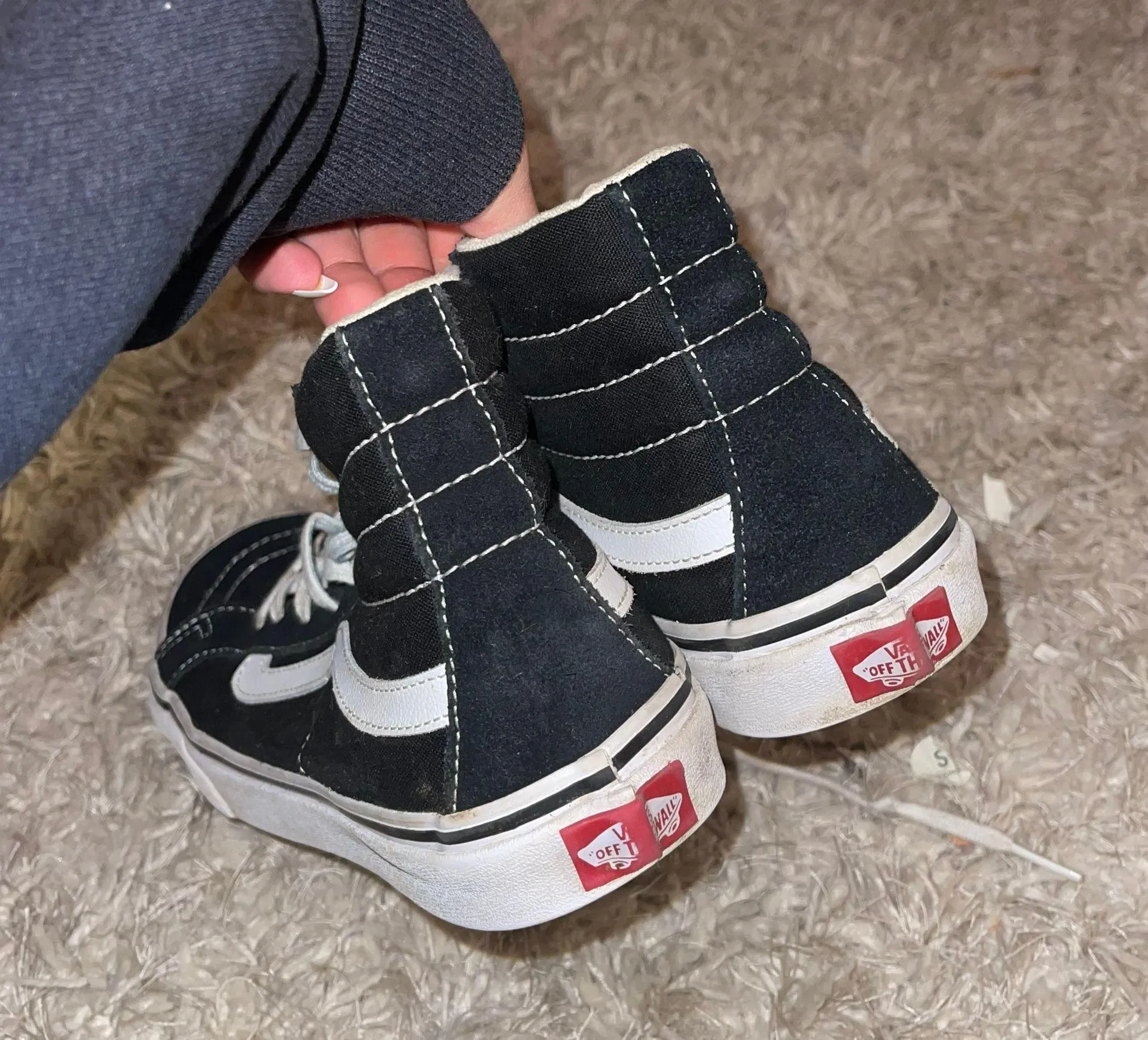 Vans Sk8-Hi Shoes - Image 2