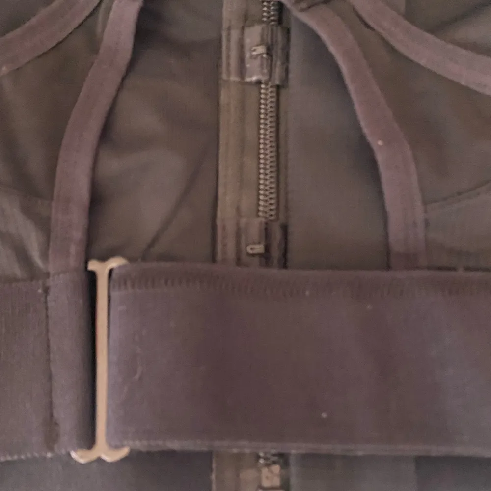 2xN Women’s Black Bra M Medium 34” 32” B C Cup NWT Adjustable Strap Front Zipper - Image 6