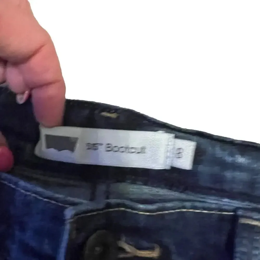 Levi's 515 Classic Bootcut Women's Size 8 Dark‎ Wash Five Pocket Blue Jeans - Image 3