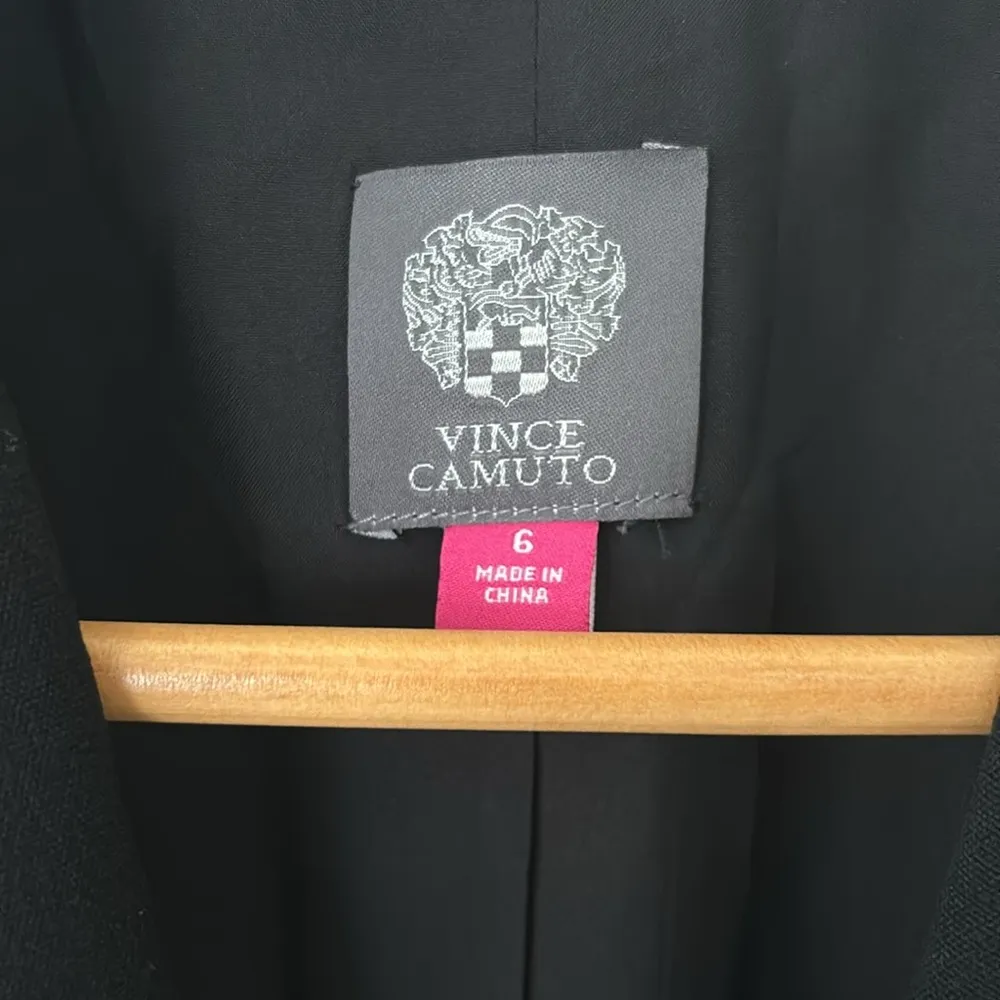 Vince Camuto Blazer Women's 6 Black Notch Lapel Office Sophisticated Modern - Image 2