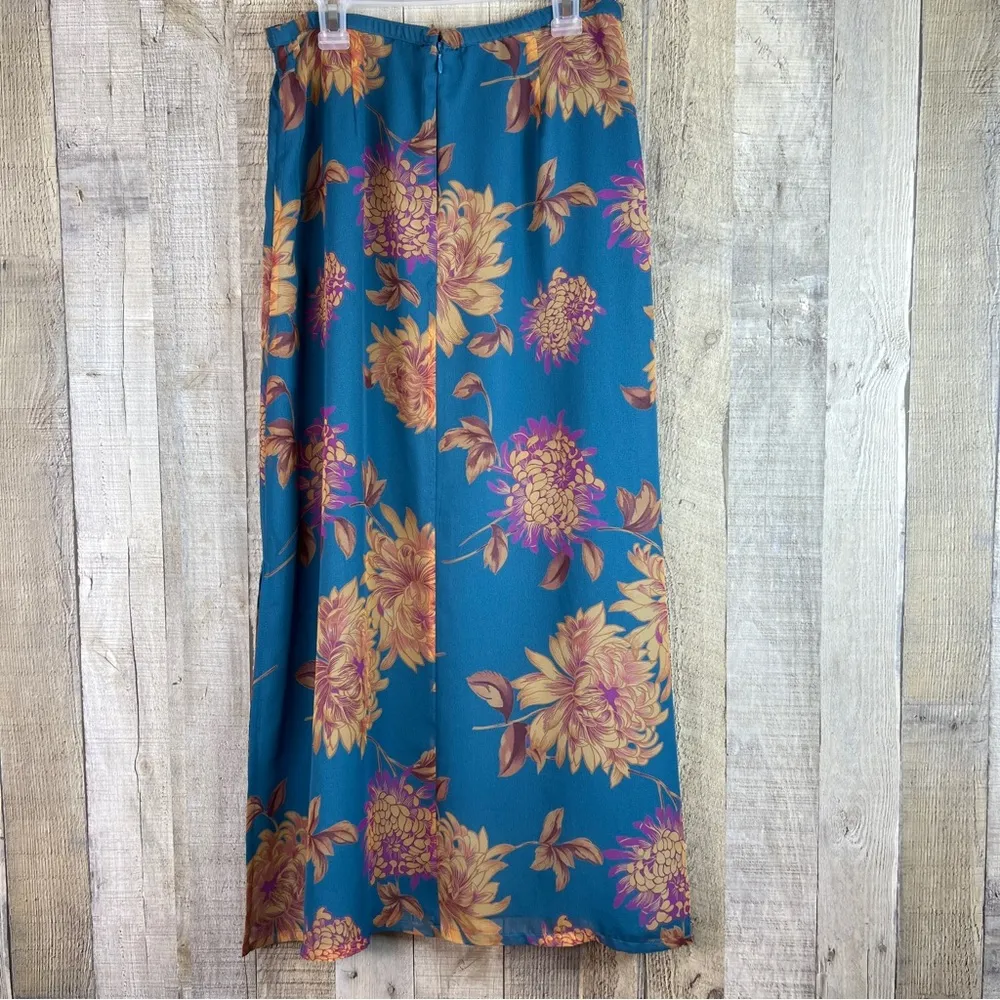 JH Collectibles Sz 6 Long Lined Floral Print Back Zip Skirt w/15”Sexy Si… Blue - Image 2
